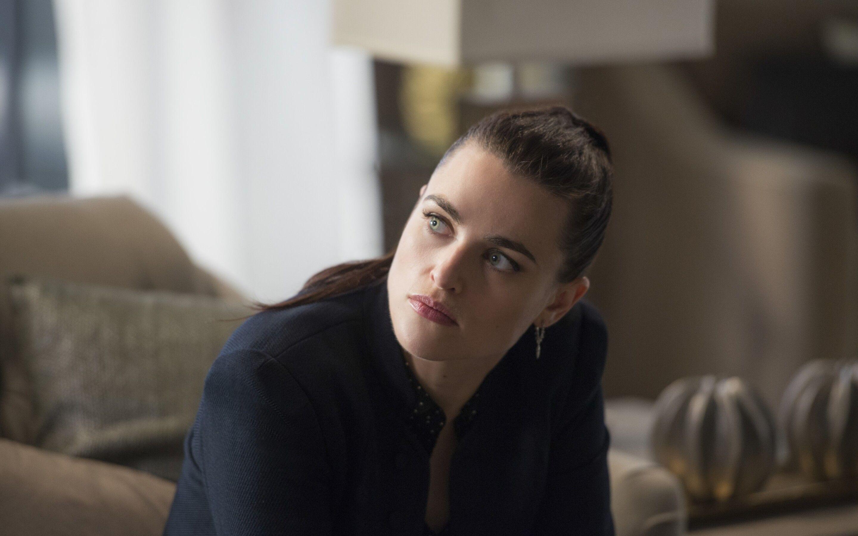 2880x1800 Katie McGrath As Lena Luthor In Supergirl Macbook Pro