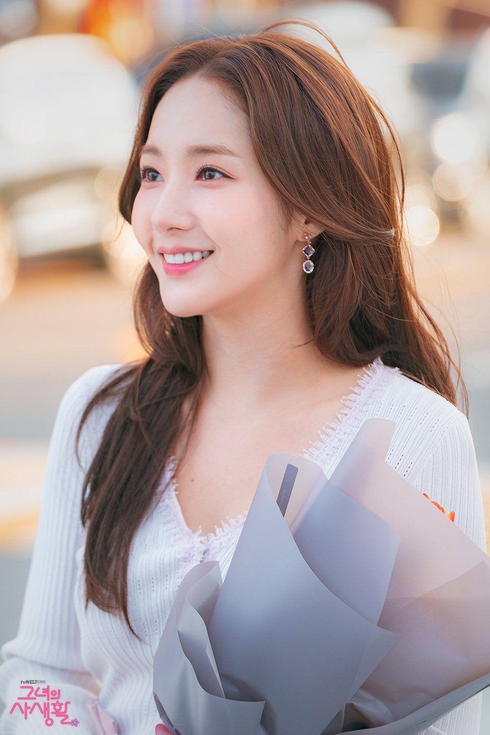 1000x1500 Park Min Young Wallpaper