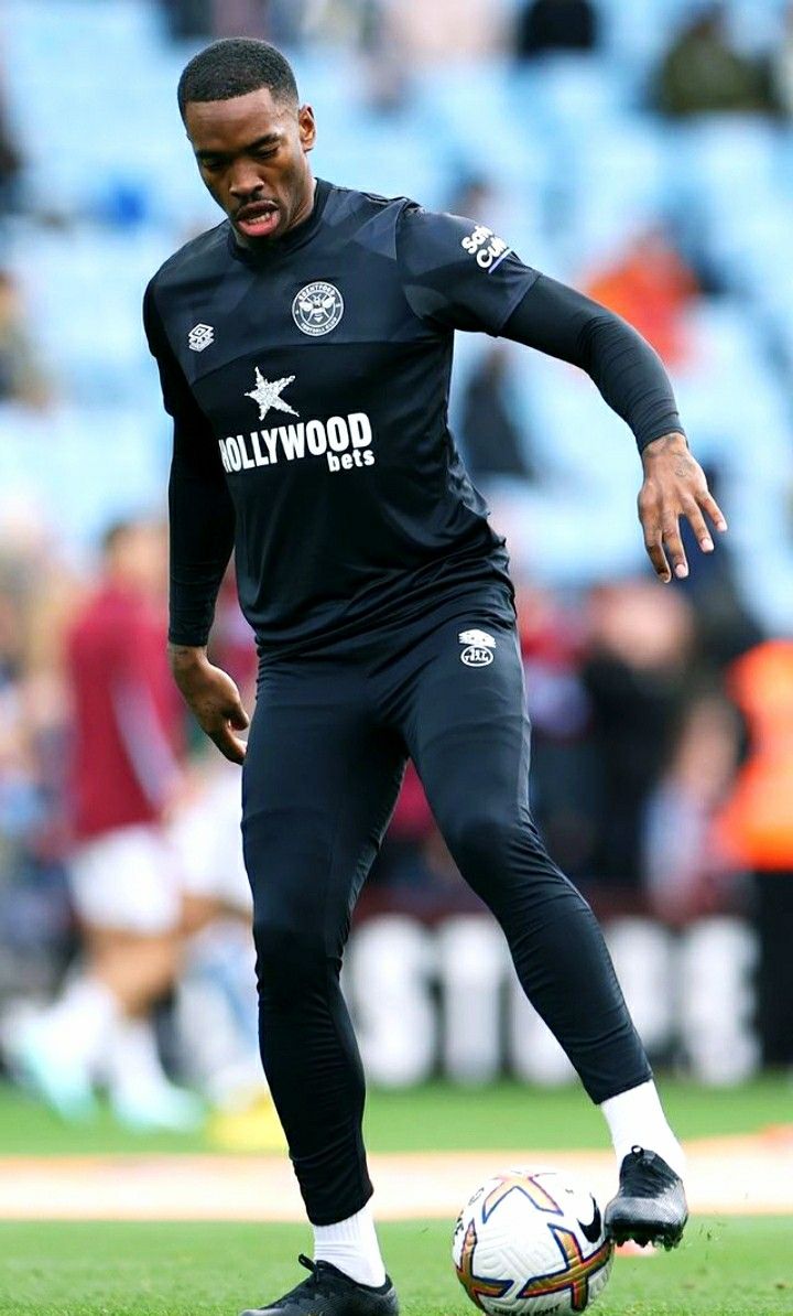 720x1194 Ivan Toney