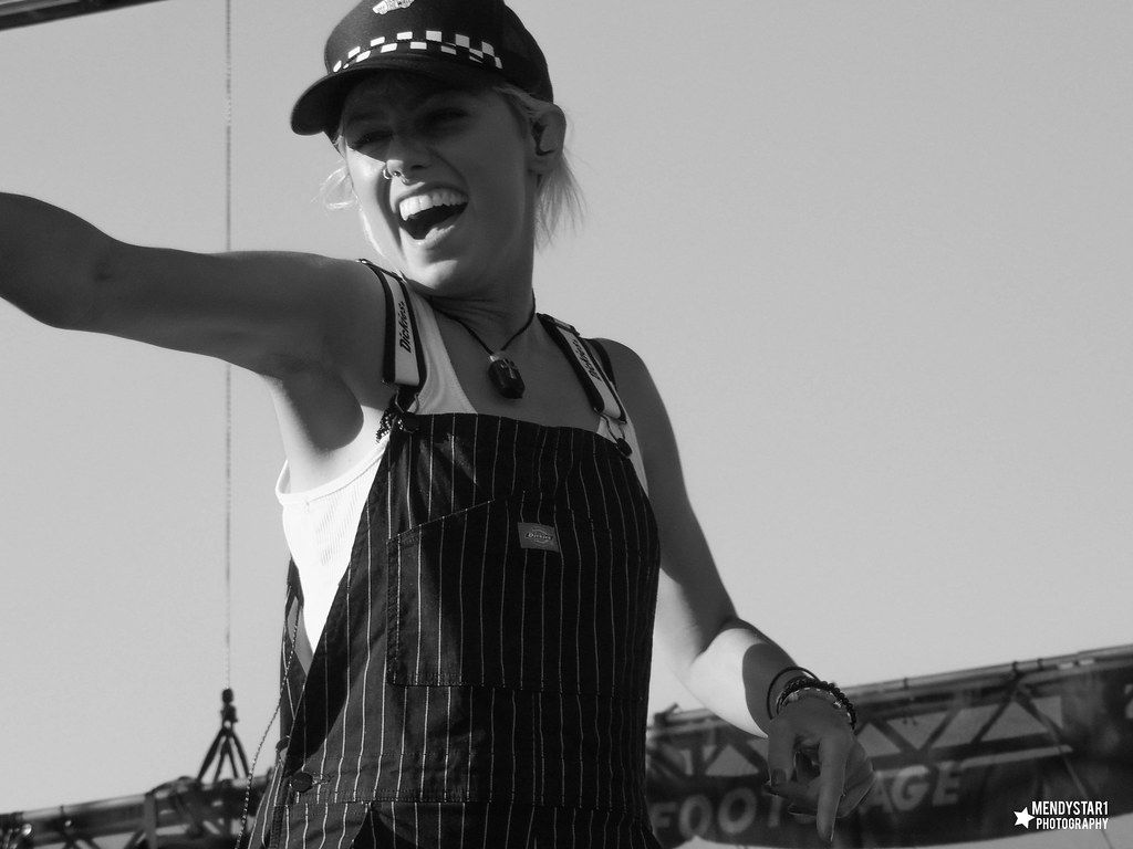 1024x768 Jenna McDougall. Jenna McDougall of Tonight Alive performin