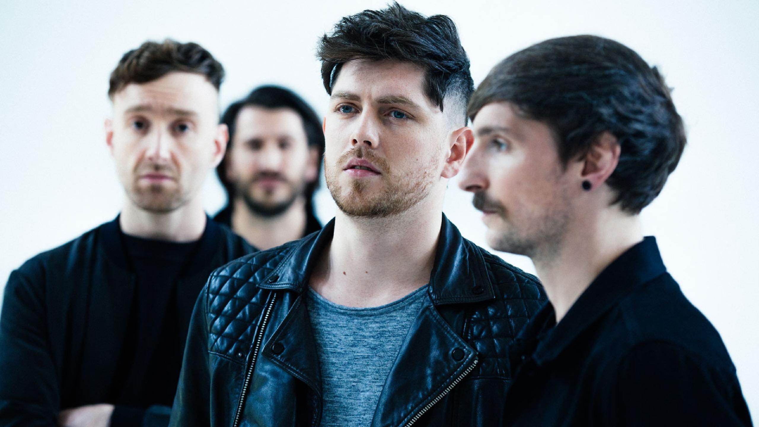 2560x1440 Twin Atlantic Wallpaper