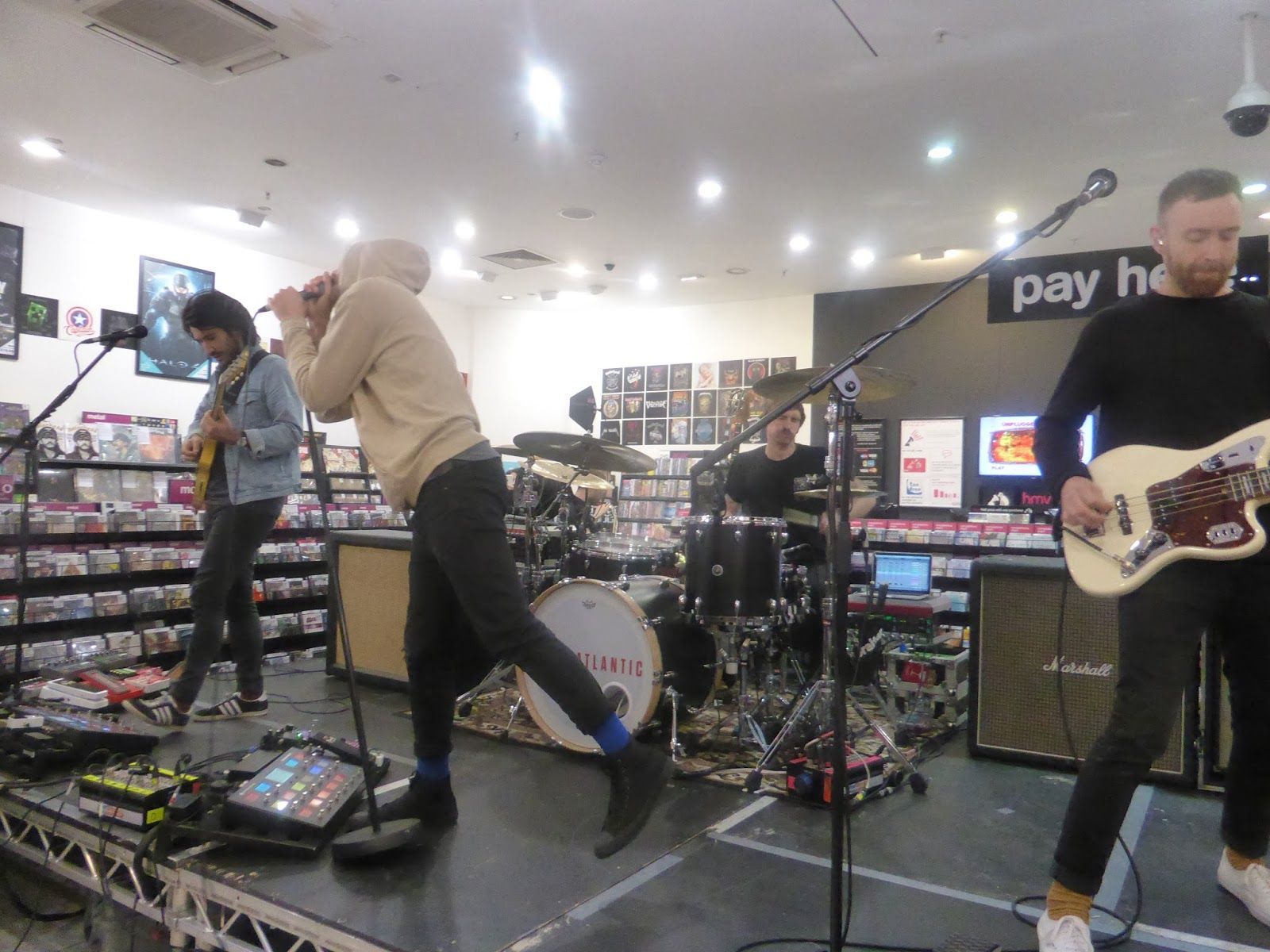 1600x1200 EVEN THE STARS: Twin Atlantic HMV September 2016