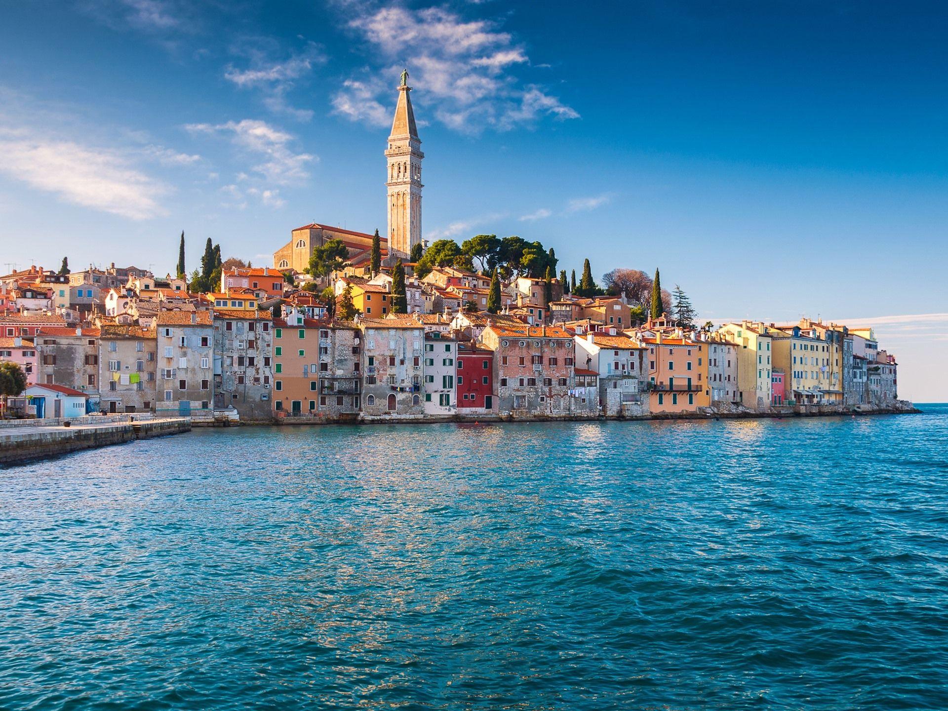 1920x1440 Wallpaper Croatia, Istria, Adriatic sea, Rovinj, houses 1920x1440