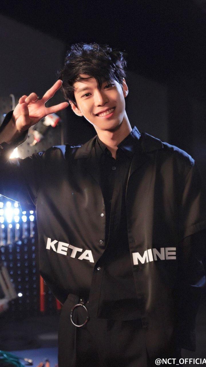 720x1280 Doyoung