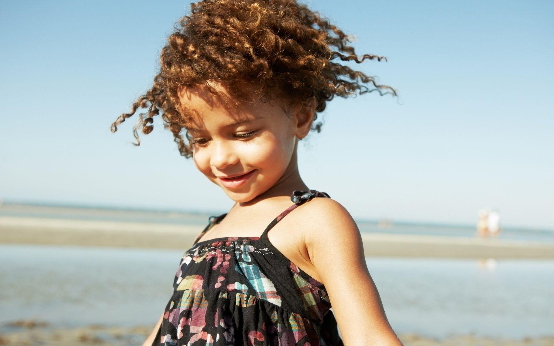 1920x1200 Princess summer girl on the beach