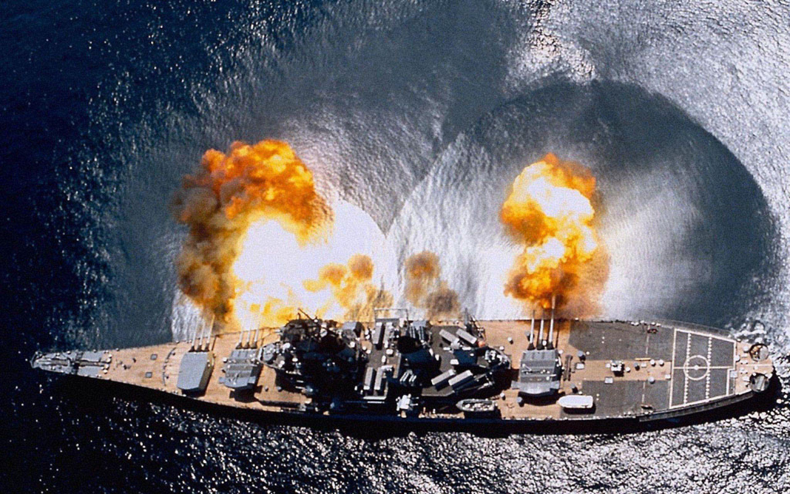 2560x1600 US Navy ships USS Missouri artillery Phalanx CIWS Phalanx