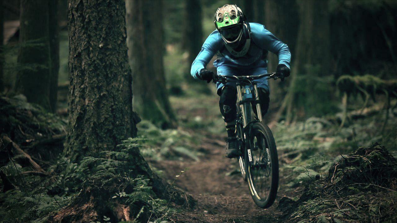1280x720 Paul Stevens getting fast and stylish on the Squamish trails