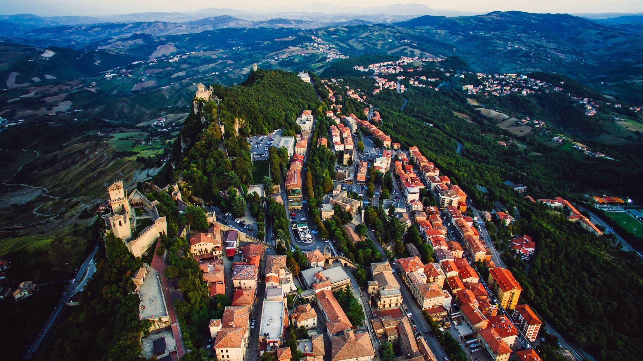 2200x1236 San Marino Wallpaper