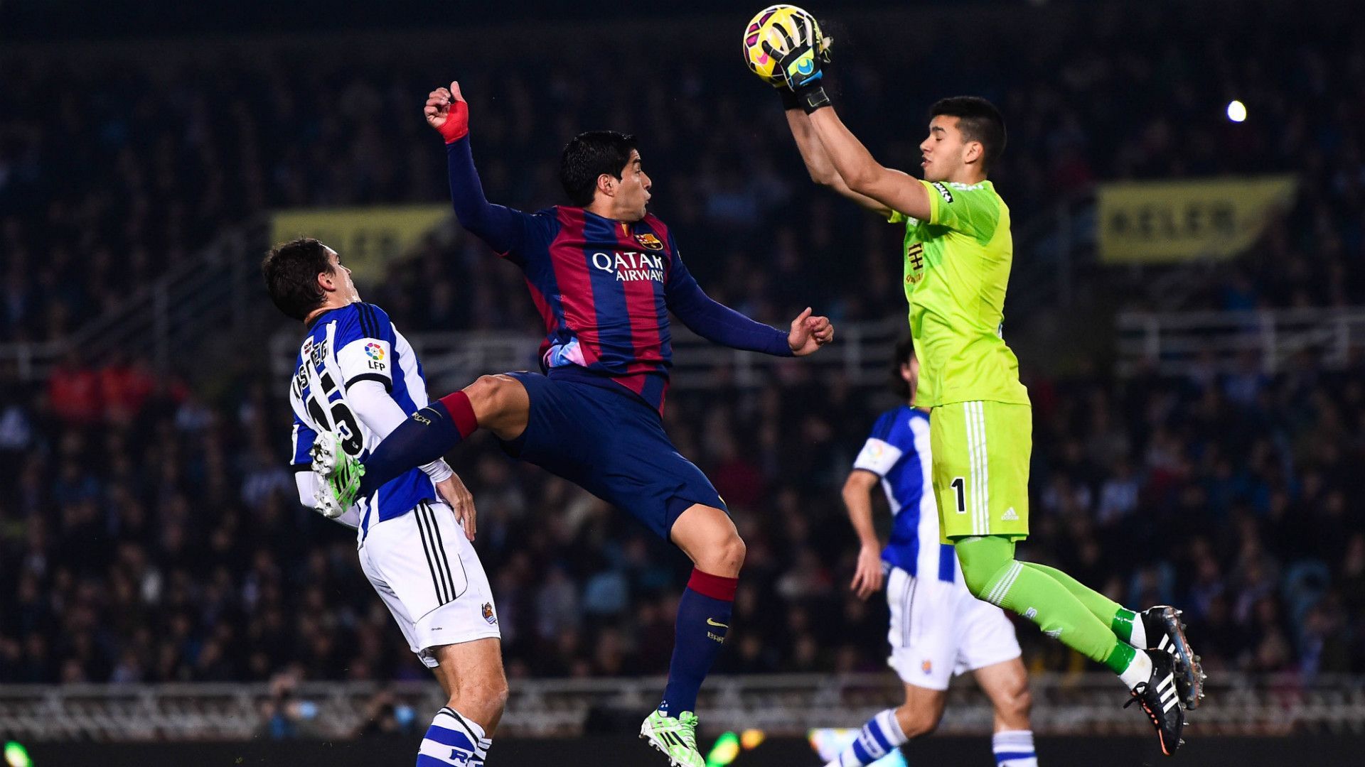 1920x1080 RUMOURS: Manchester City turn to Geronimo Rulli as struggling Claudio Bravo's replacement