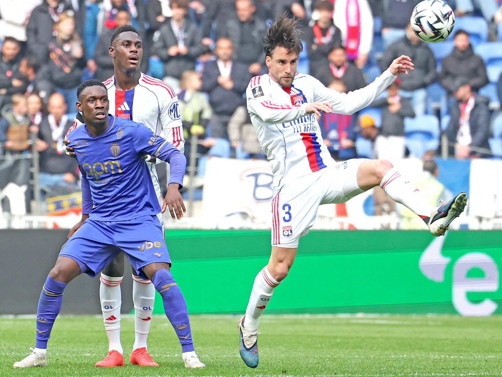 1600x1200 Football. Discipline : Nicolas Tagliafico ne rejouera pas avant fin avril en Ligue 1