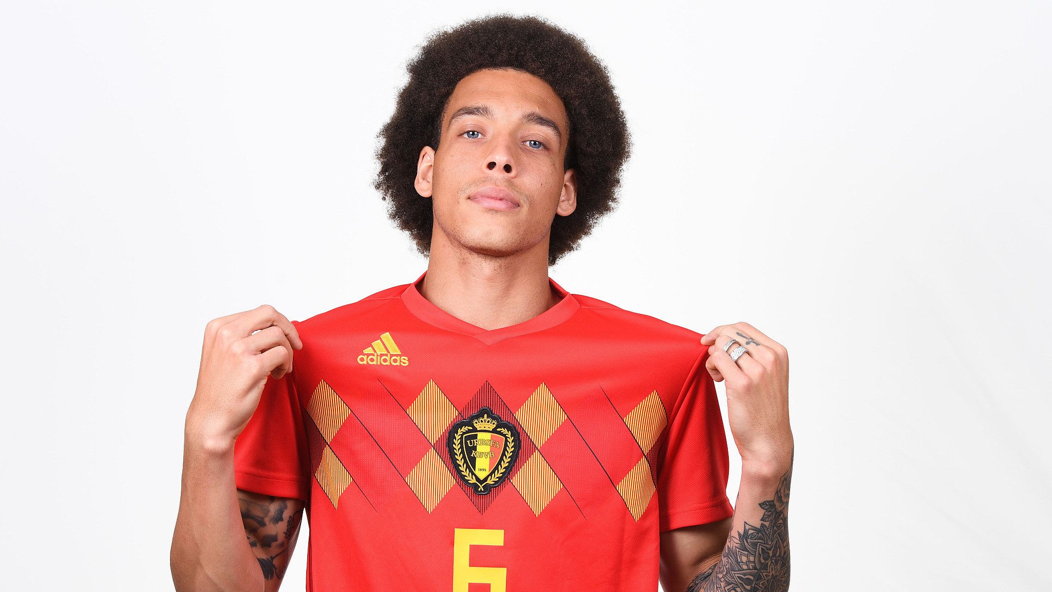 2048x1152 Exclusive with Axel Witsel: 'We have the team to go as far as we can'