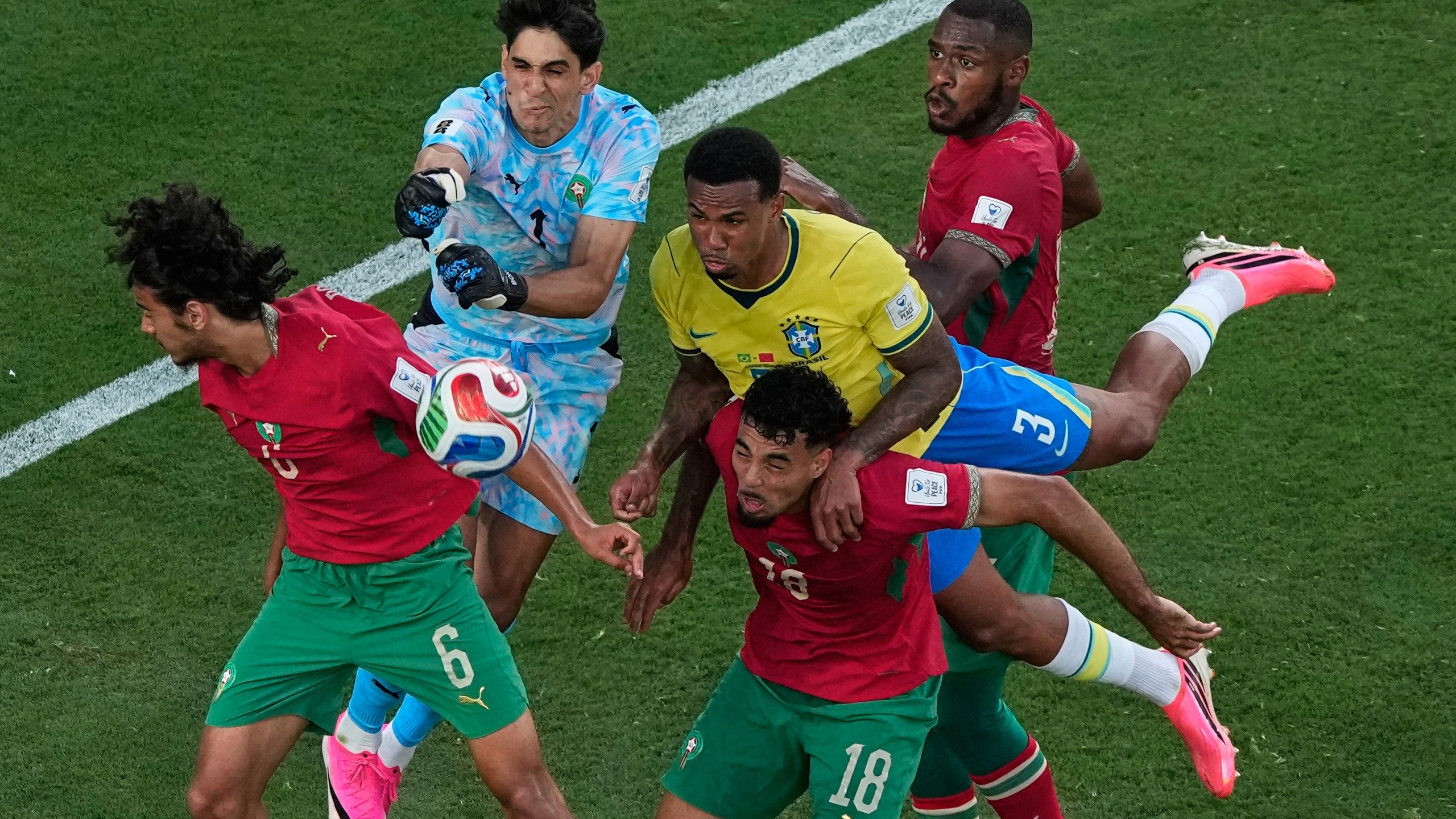 2560x1440 Brazil Rallies For 1 1 Draw Against Morocco In Its World Cup Opener Behind Vinícius Júnior's Goal