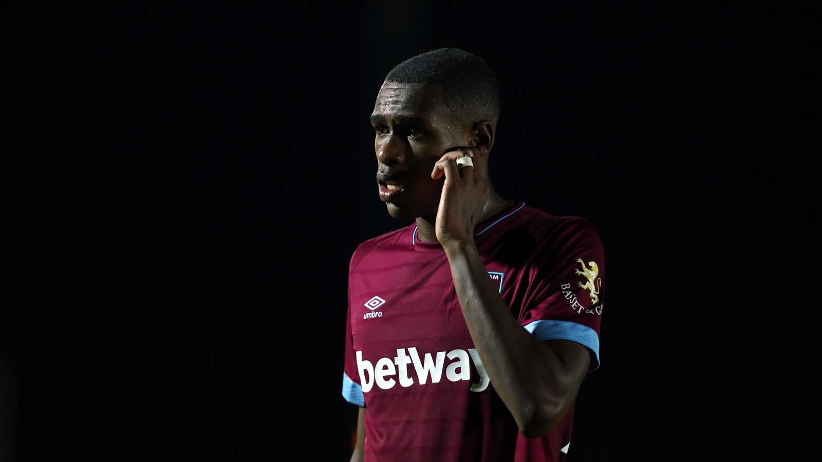 1600x900 West Ham willing to sell Manchester United target Issa Diop for £60m