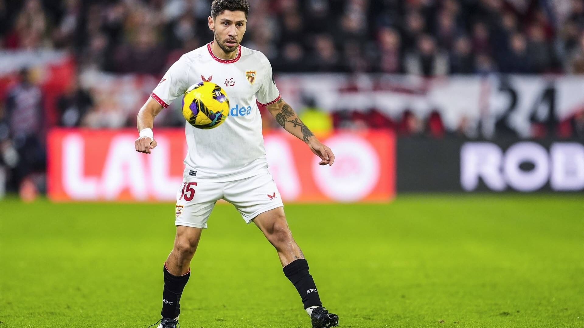 1920x1080 Gonzalo Montiel cumple 28 años y su panorama en el Sevilla FC se aclara
