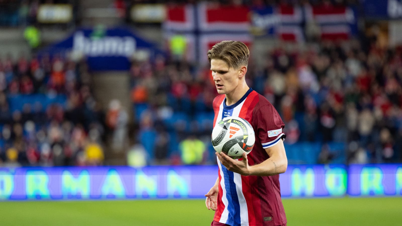 1600x900 Man United, Chelsea Want 22 Year Old To Sort Problem Position, Star Would Cost €12 15m