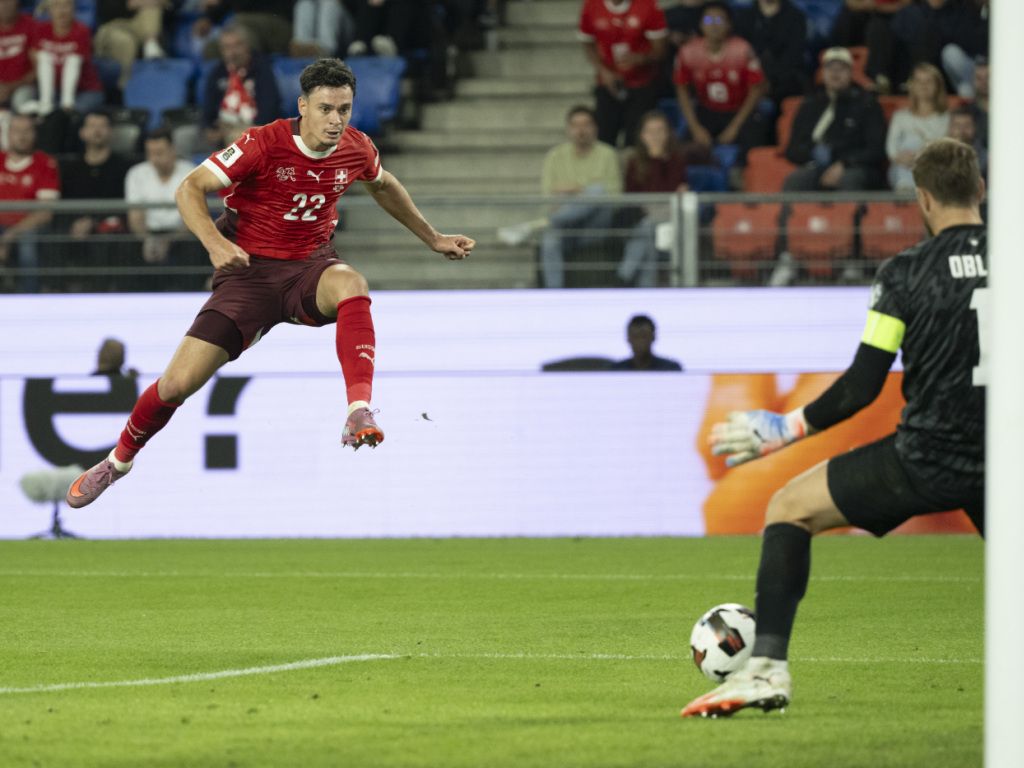 1024x768 Fabian Rieder marque pour ses débuts avec Augsbourg