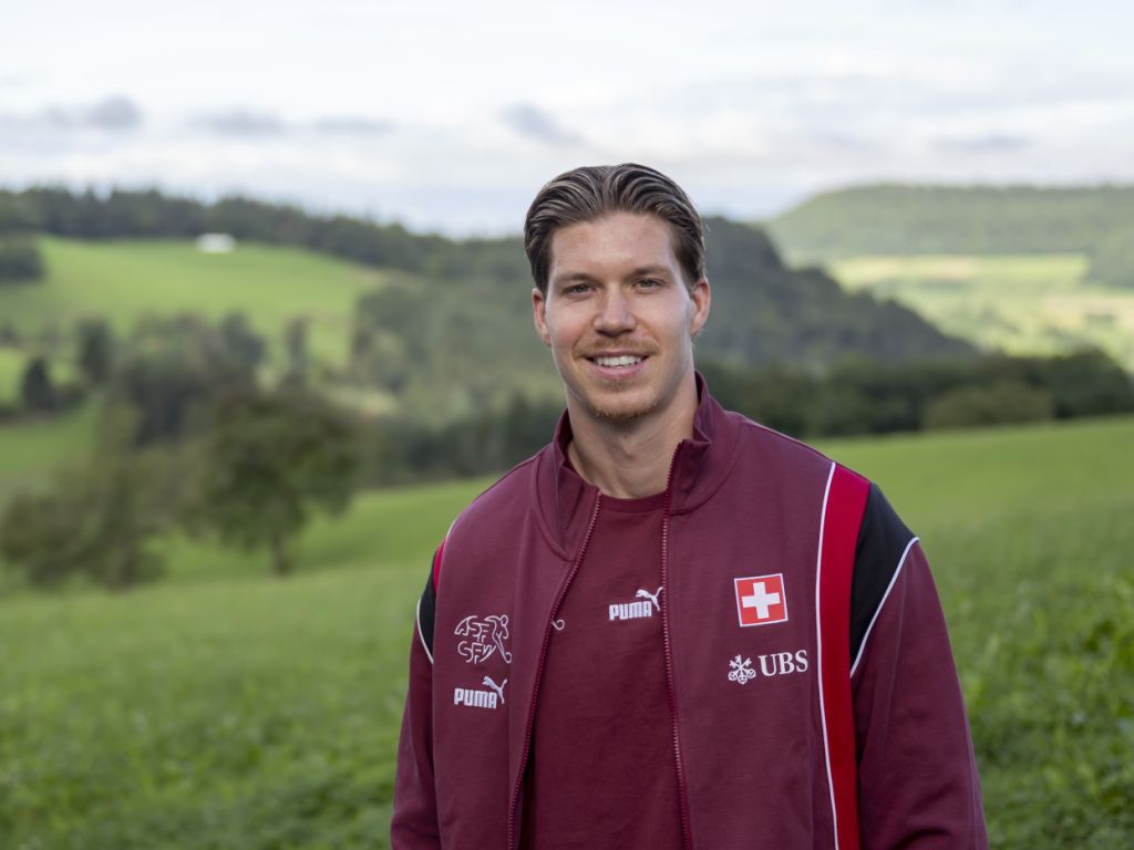 1024x768 Cedric Itten, Plus Qu'un Super Sub Pour La Suisse ?