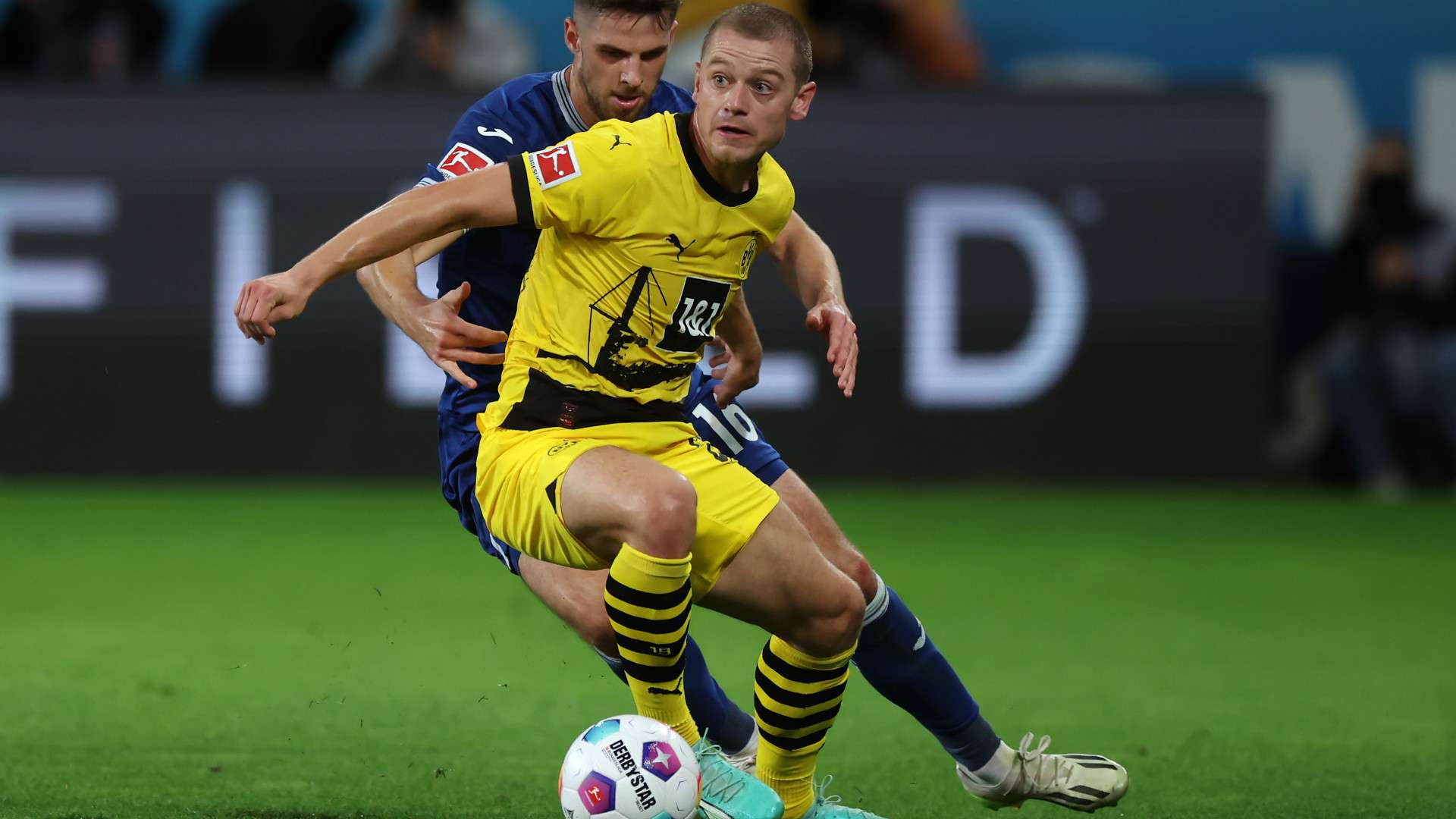 1920x1080 Julian Ryerson beim BVB: Warum der Norweger der perfekte Nachfolger für Jude Bellingham ist. Goal.com Deutschland