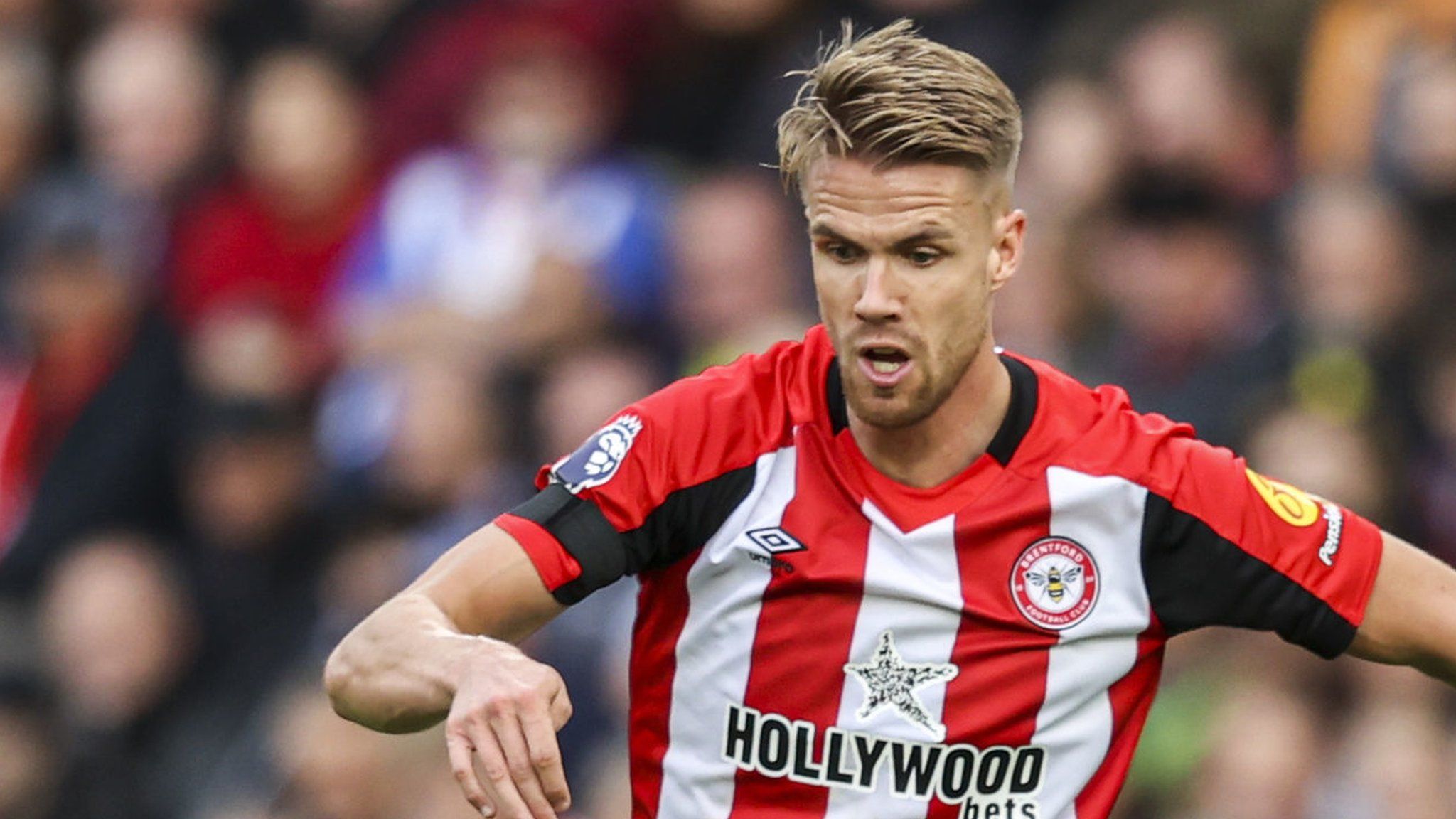 2048x1152 Kristoffer Ajer: Brentford defender signs new deal until 2028
