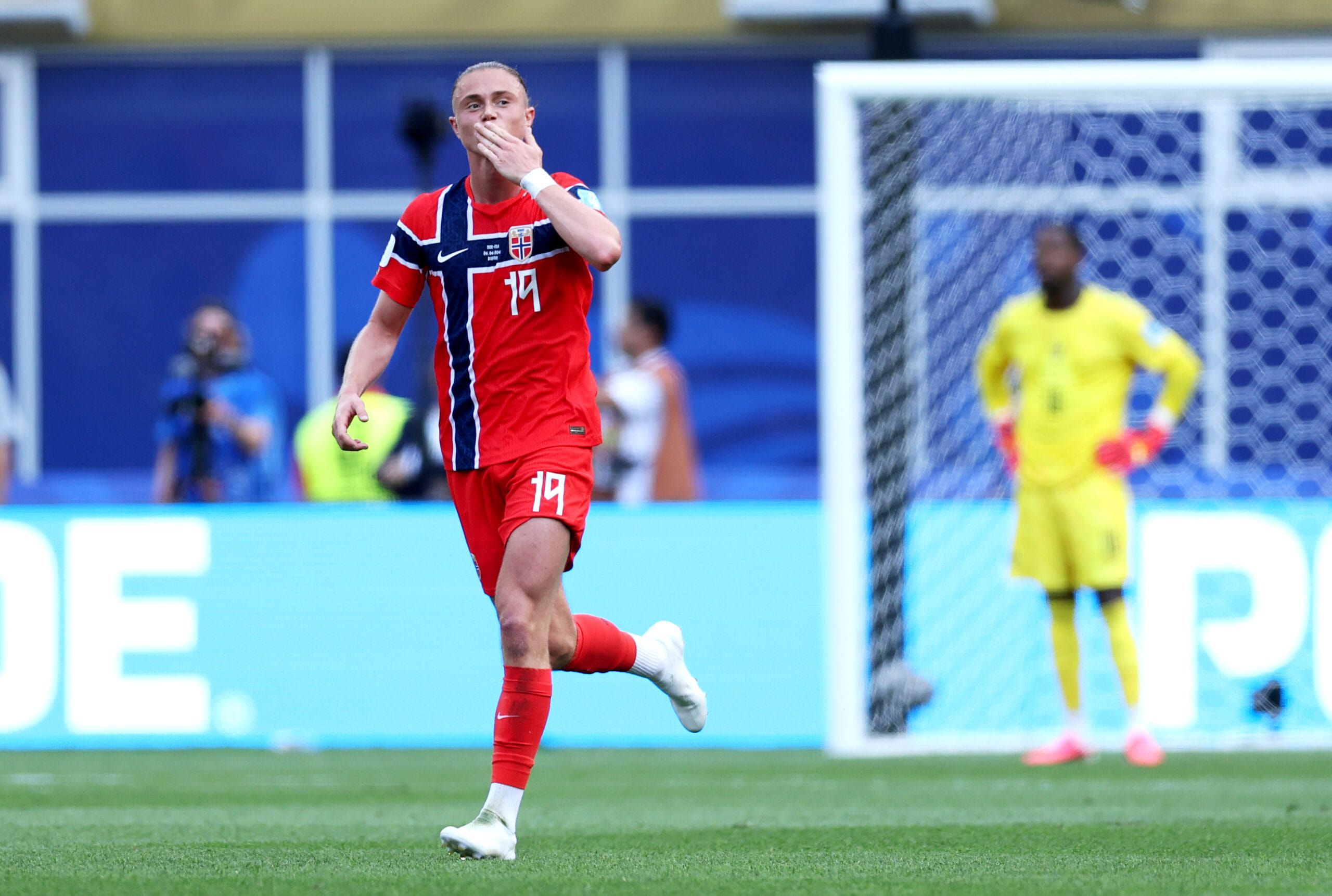 2560x1723 Who is Thelo Aasgaard? Norway midfielder who scored vs France in FIFA World Cup 2026