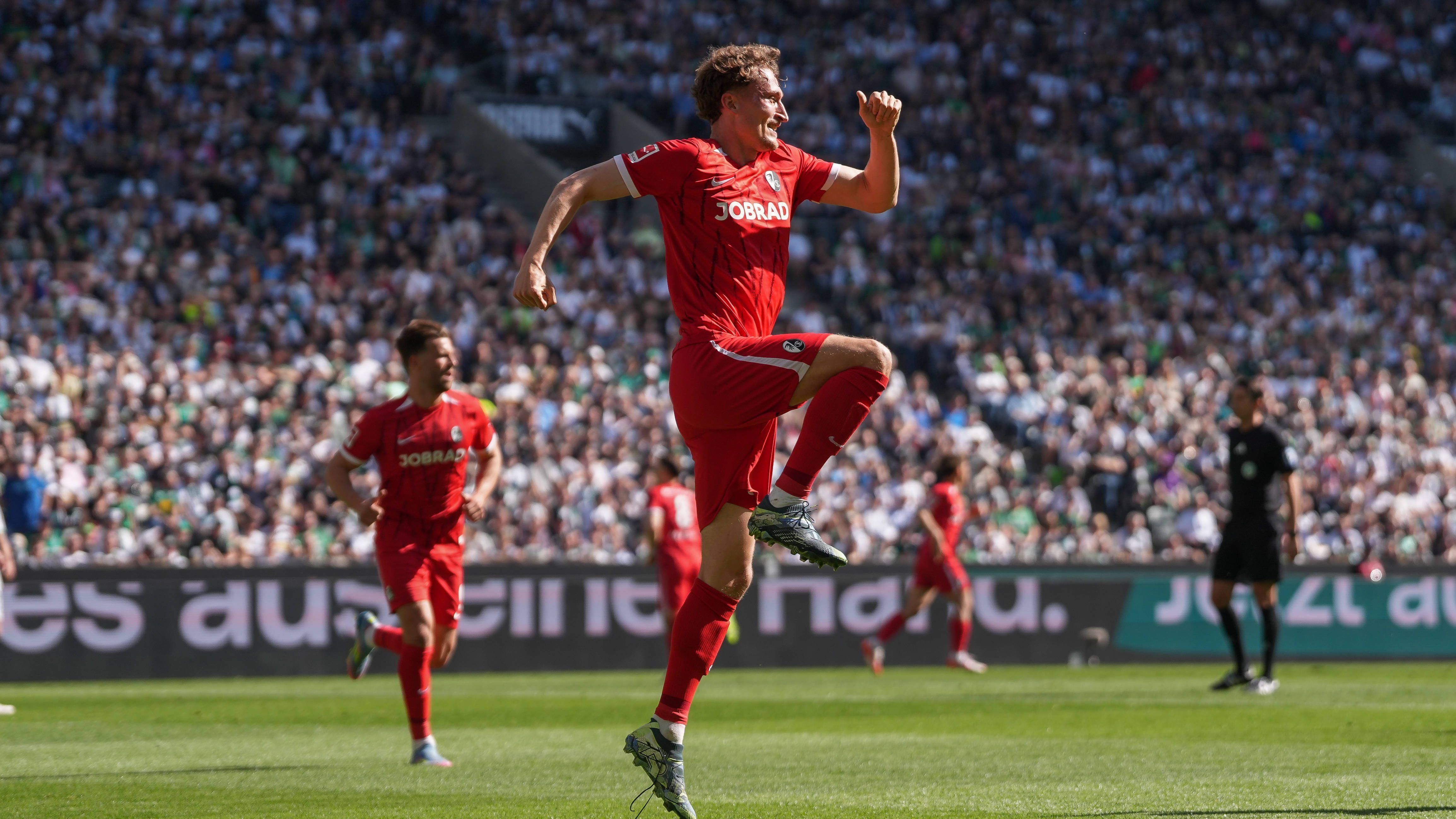 4617x2597 Johan Manzambi's late strike seals crucial Freiburg win over Borussia Mönchengladbach