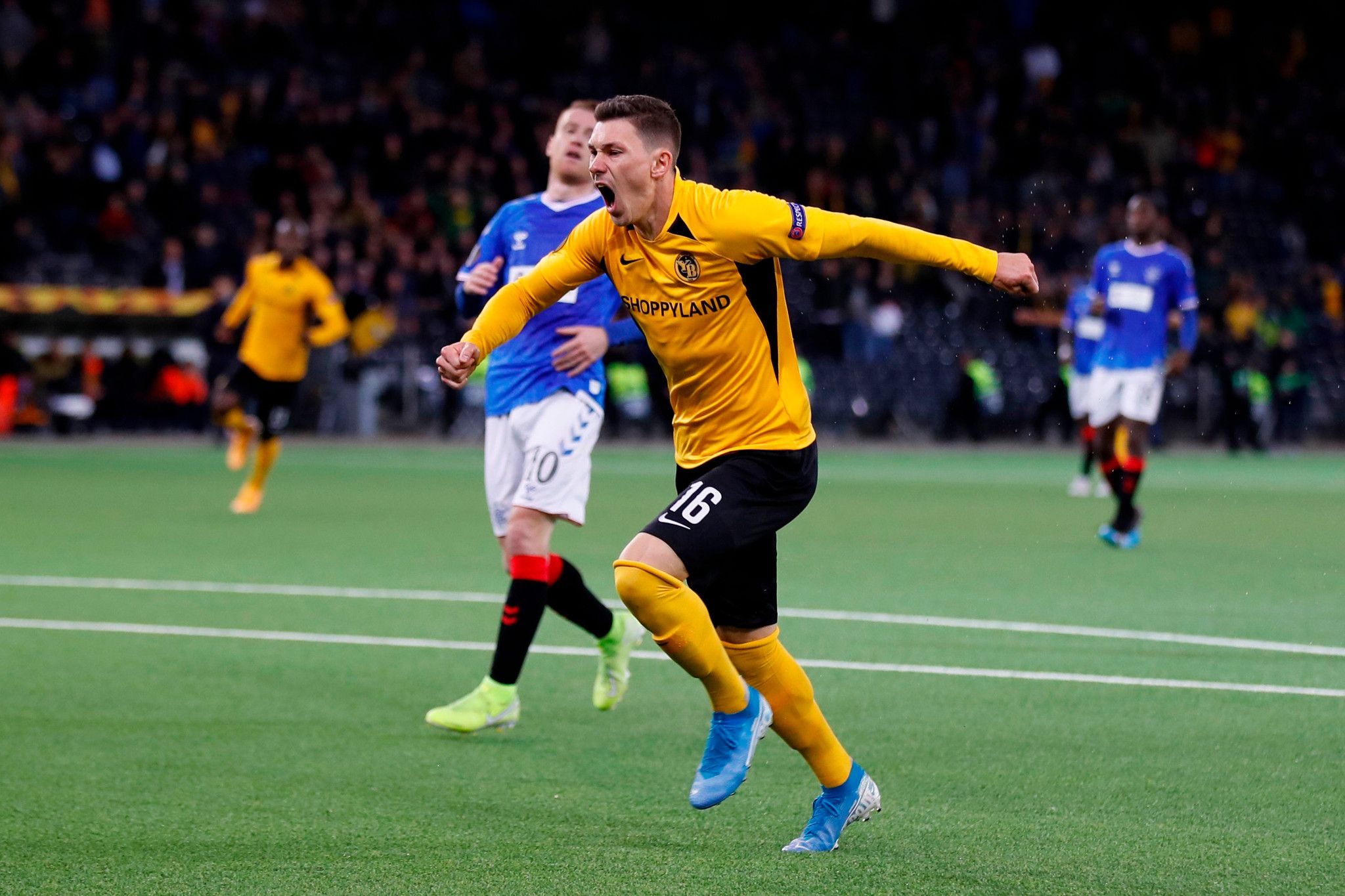 2048x1365 Football: Fassnacht quitte YB pour Norwich