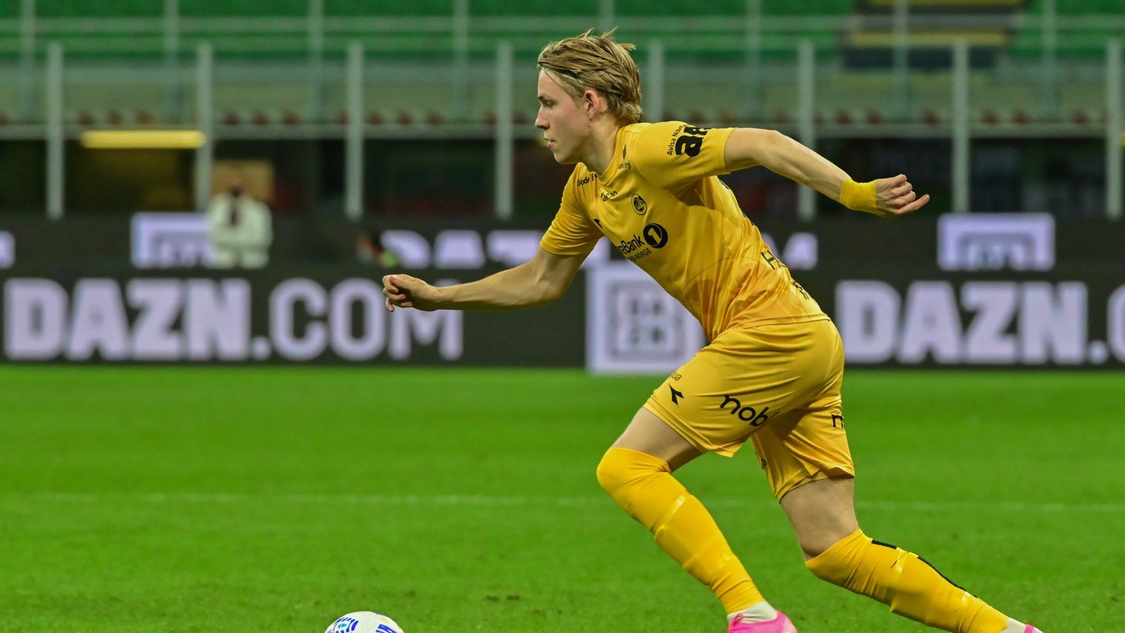 1600x900 Overgang for Jens Petter Hauge / Bodø/Glimt