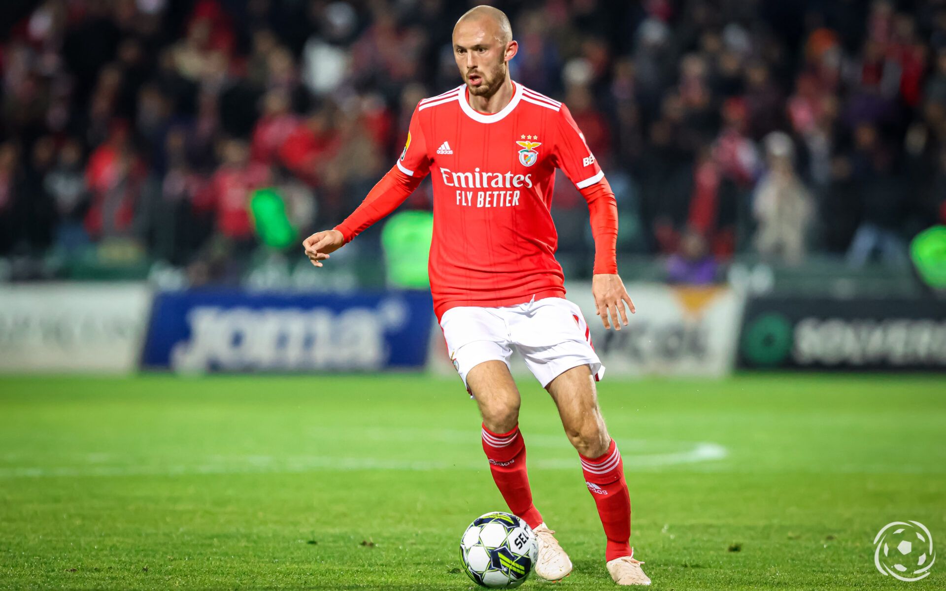1920x1200 Fredrik Aursnes eleito jogador da semana da Champions League