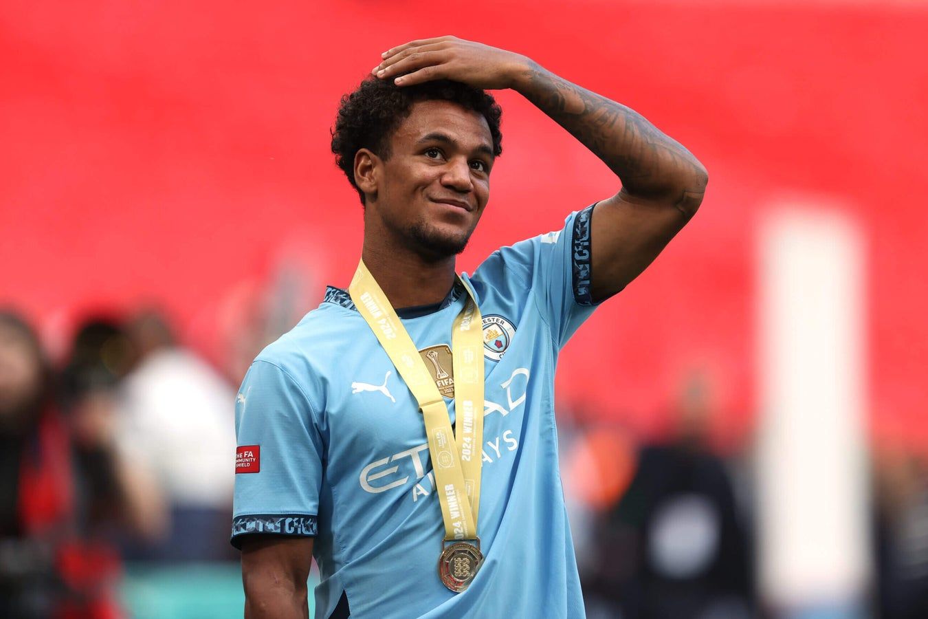 1350x900 Oscar Bobb Manchester City Forever 1 1