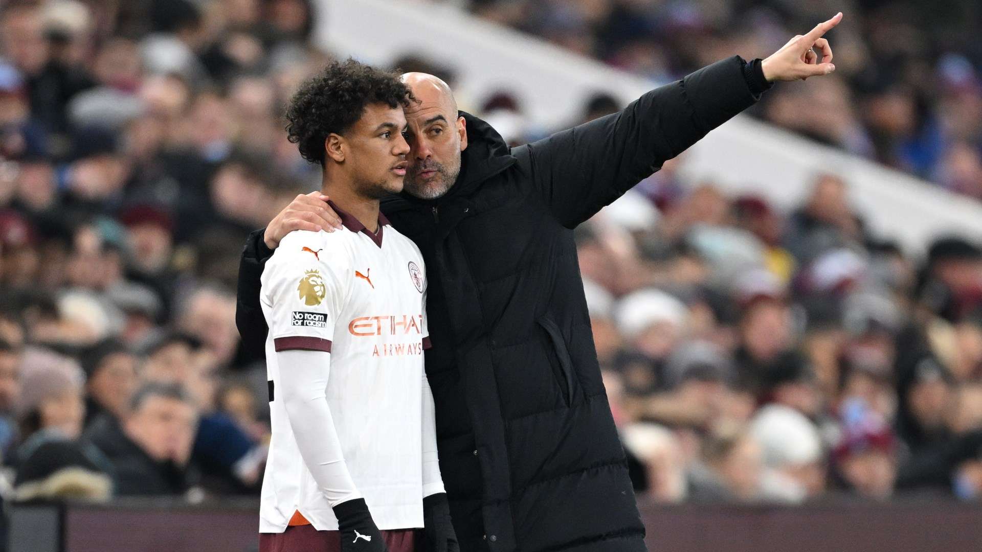 1920x1080 Devastating blow for Oscar Bobb! Man City winger facing MONTHS out after fracturing bone in his leg on eve of new Premier League season. Goal.com US
