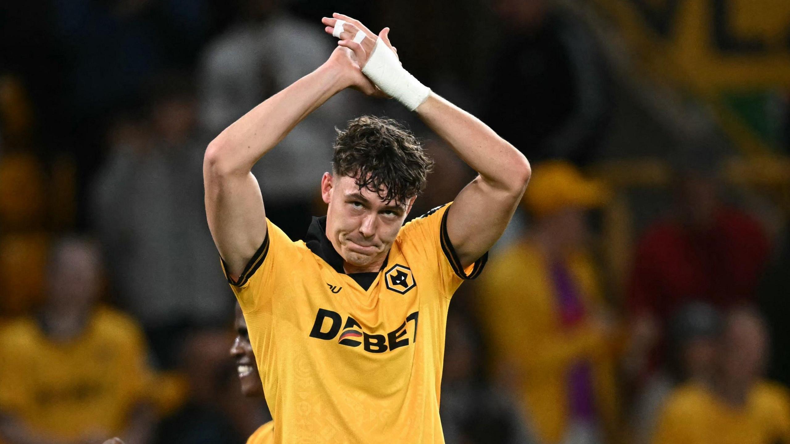 2560x1440 Wolves to offer Jorgen Strand Larsen new contract after Newcastle interest