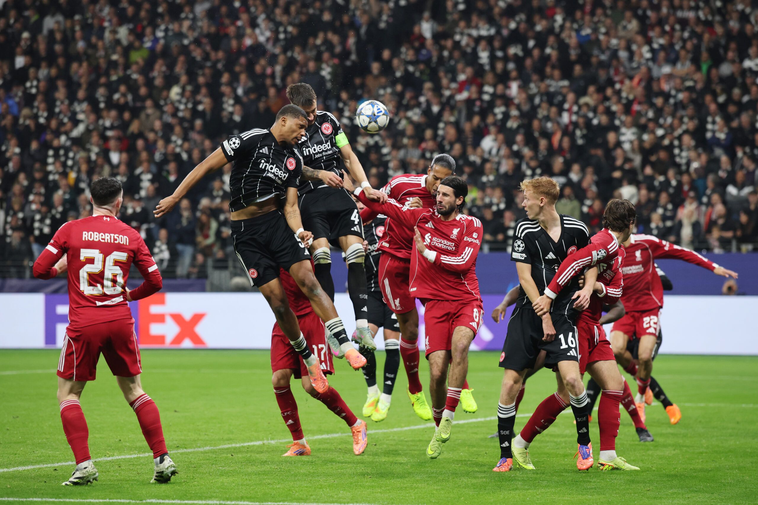 2560x1706 Celtic eye ambitious loan move for this Eintracht Frankfurt defender