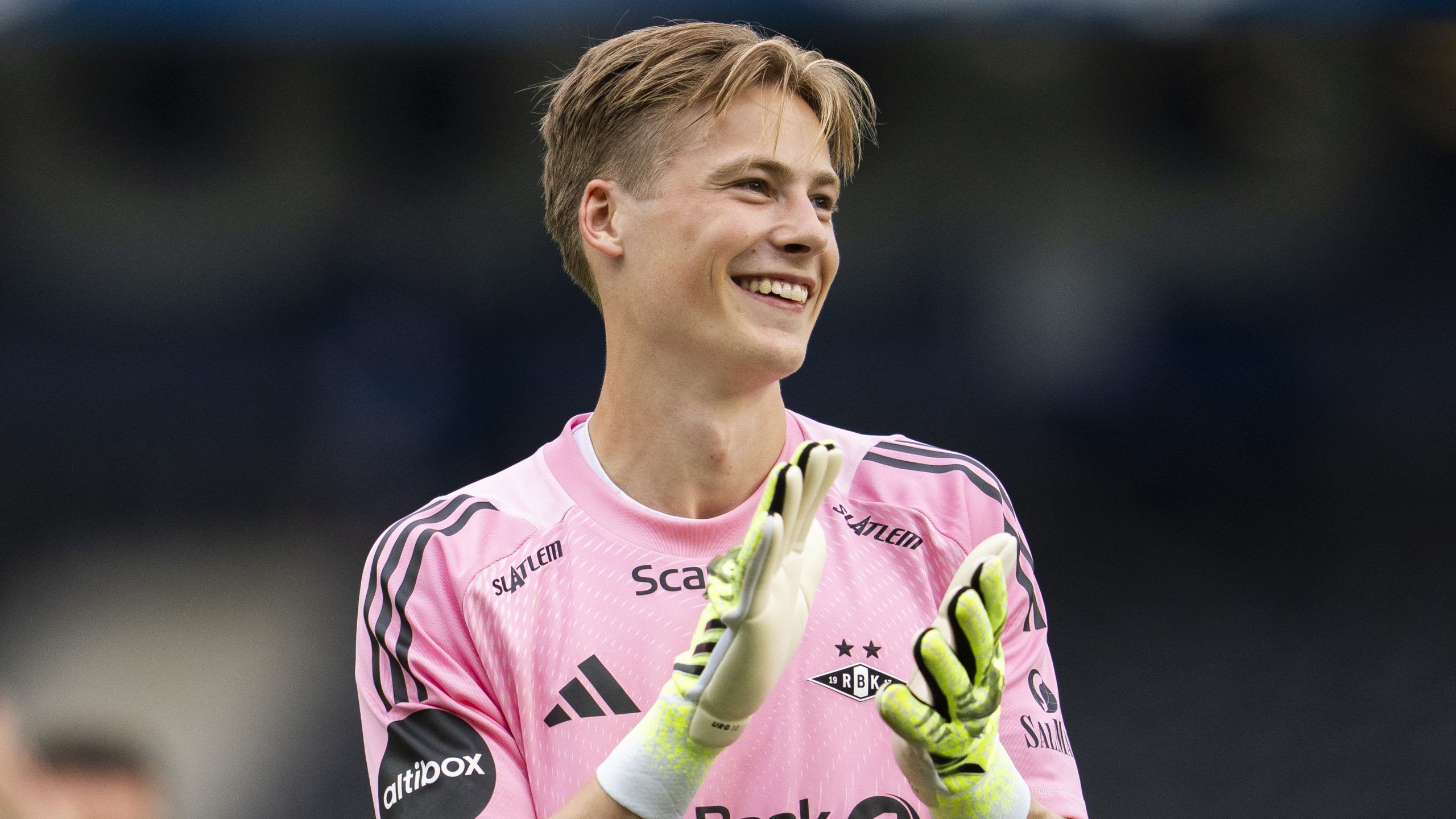 2560x1440 Bekrefter: RBK Profil Klar For Ny Klubb