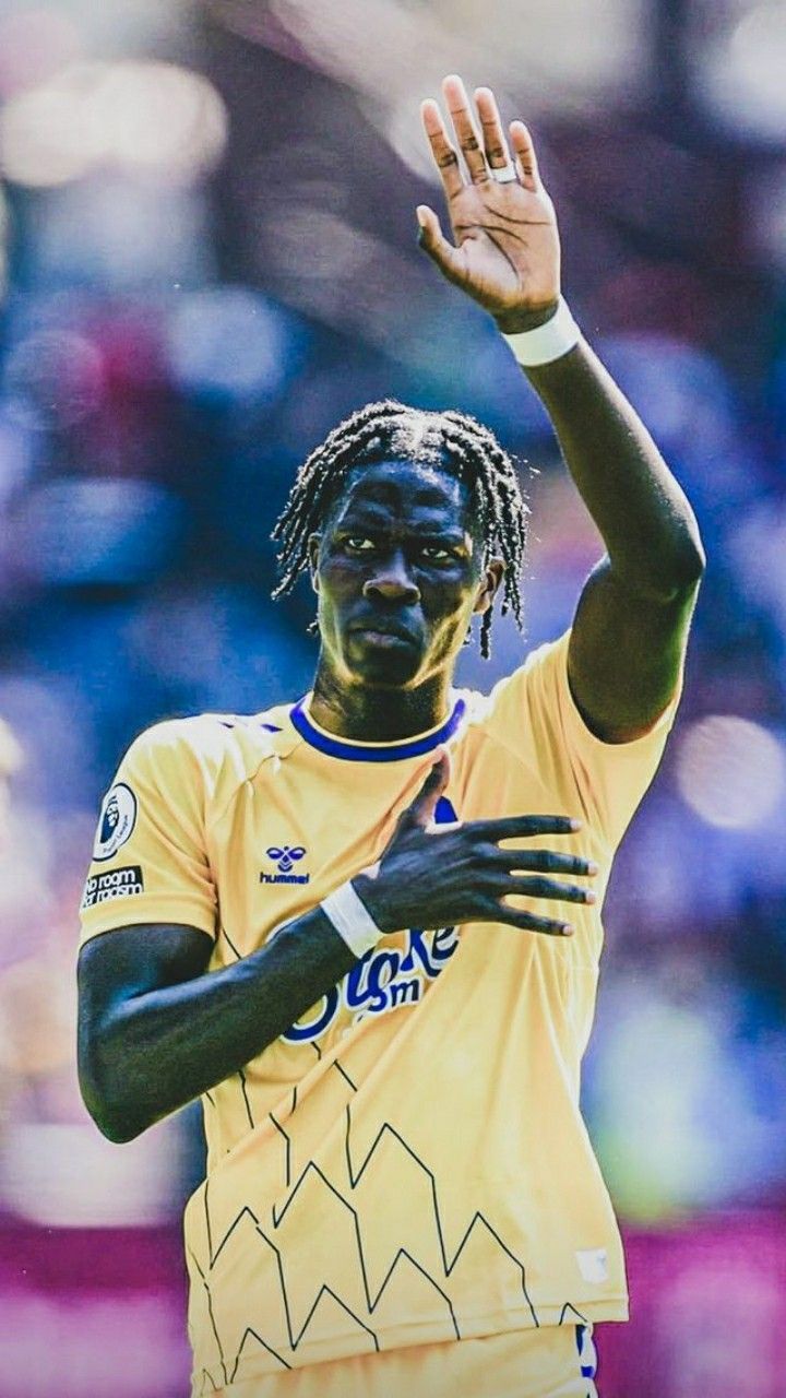 720x1280 Amadou Onana