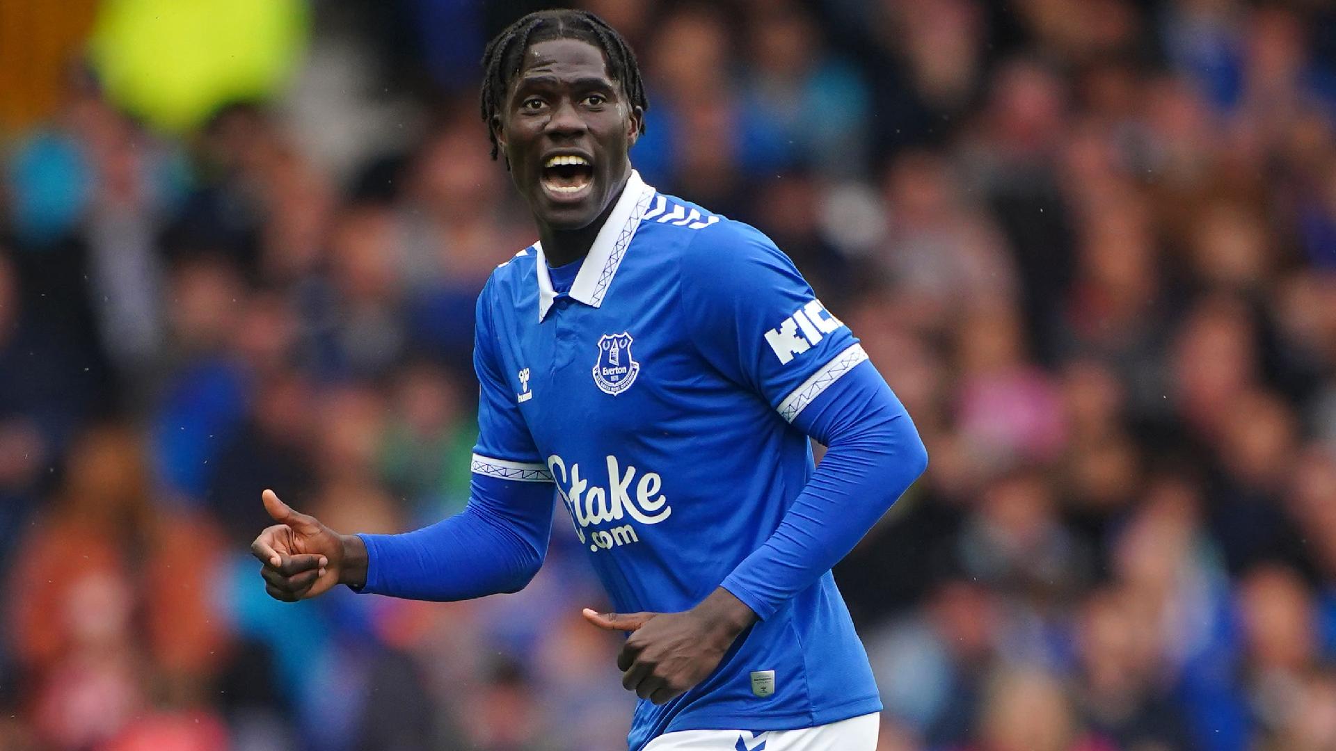 1920x1080 Football rumours: Manchester United weighing up approach for Amadou Onana
