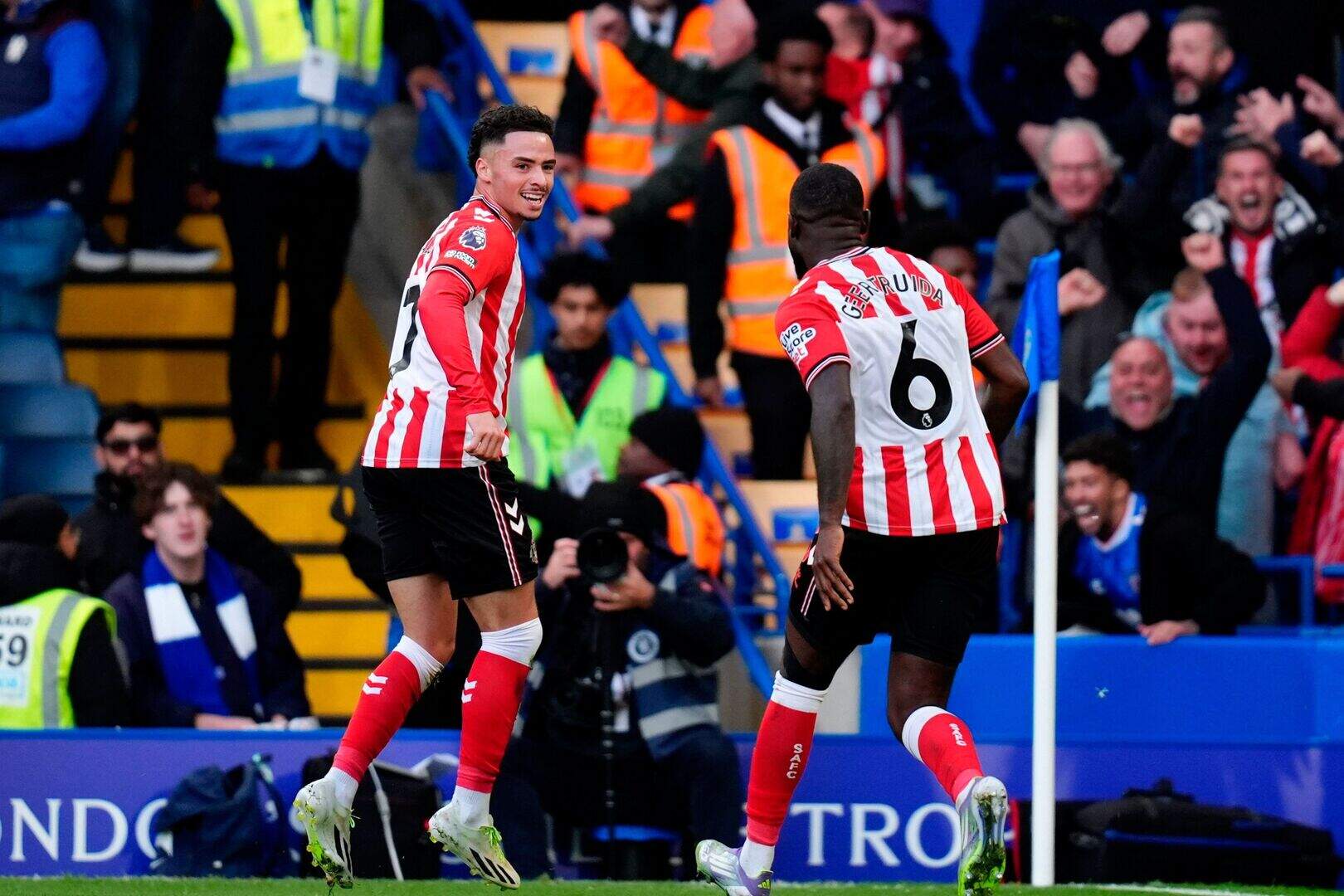 1620x1080 Chemsdine Talbi late strike edges Sunderland to victory at Chelsea