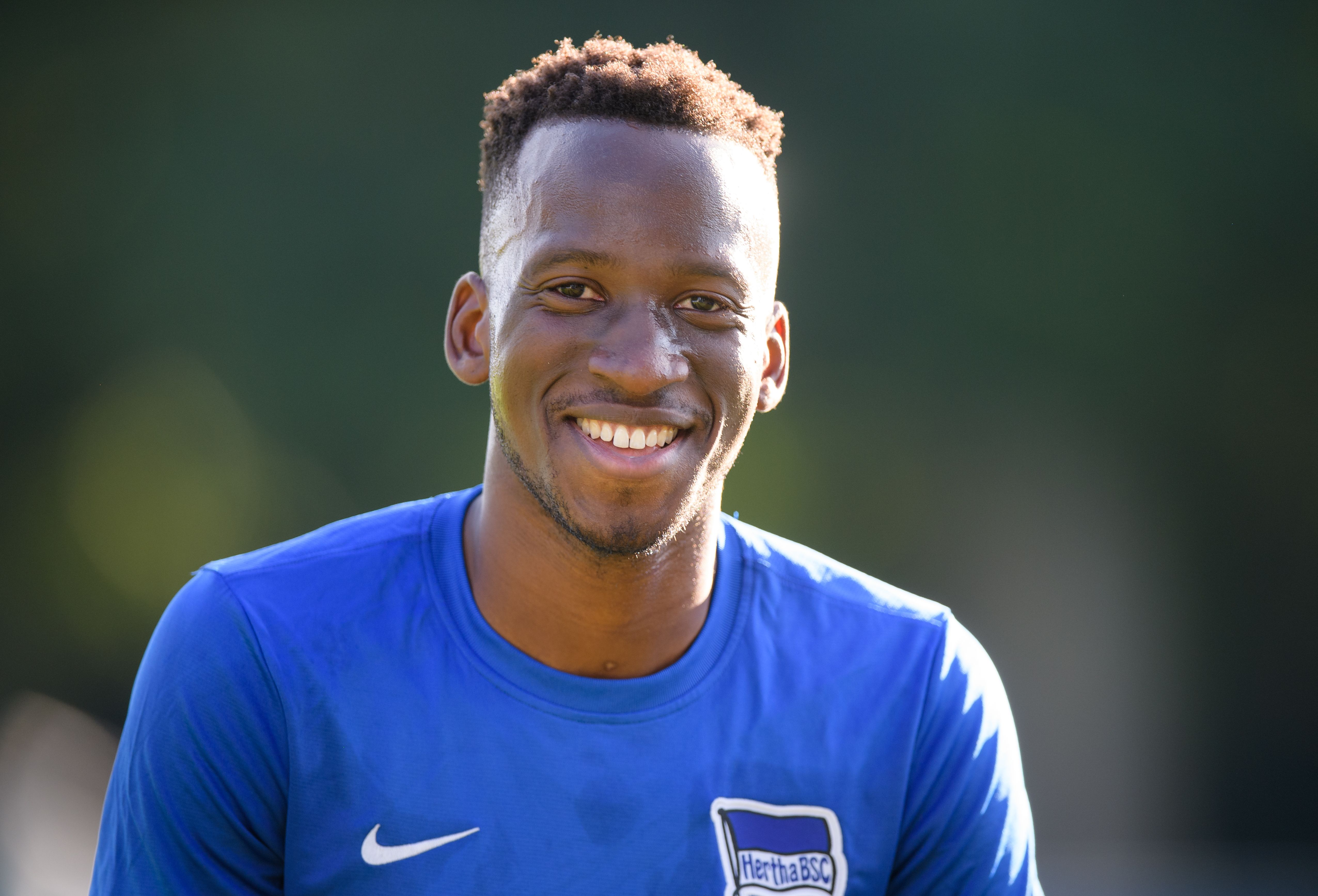 5104x3470 Dodi Lukébakio joins Sevilla FC