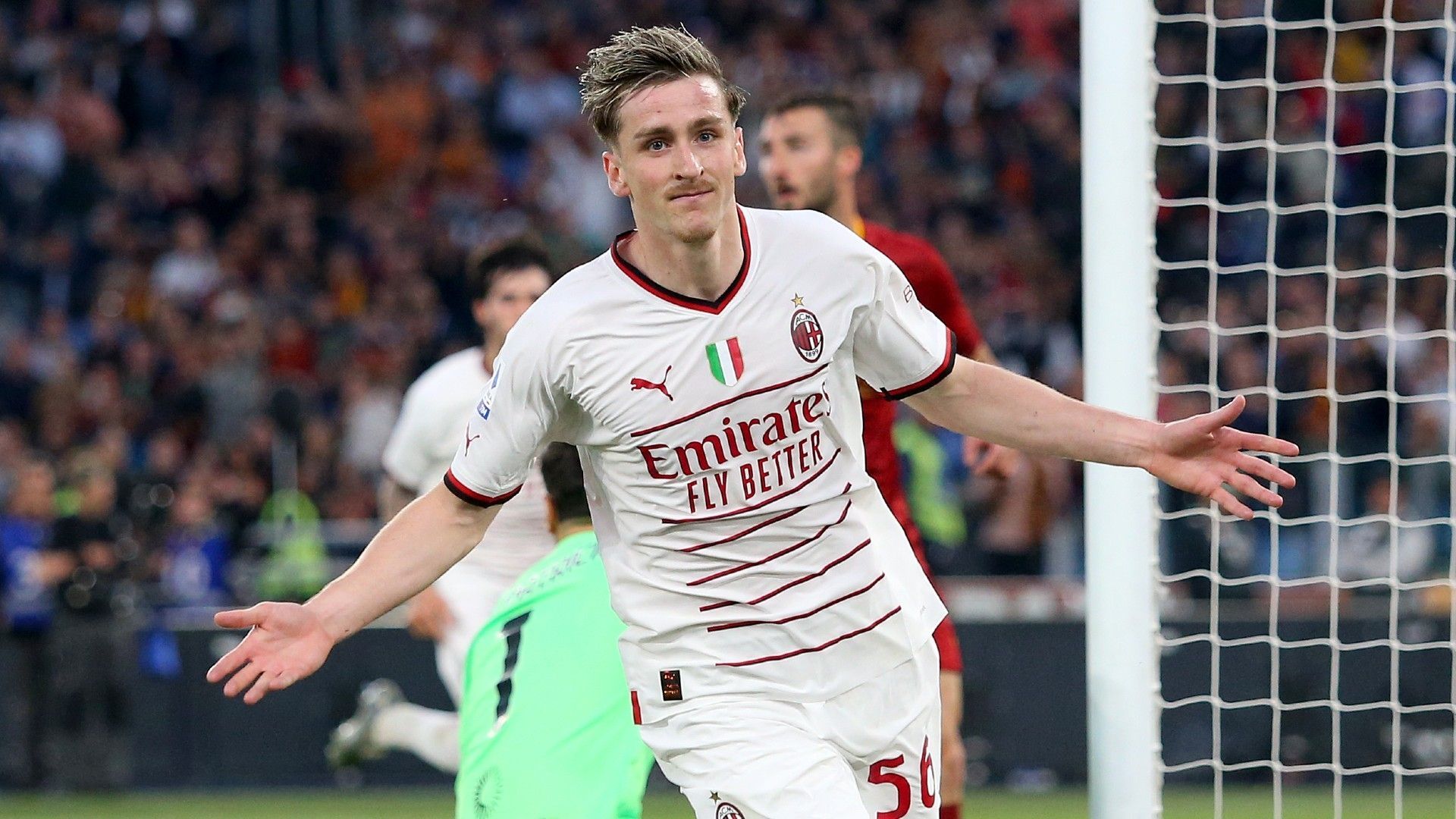 1920x1080 WATCH: AC Milan stun Roma with stoppage time Alexis Saelemaekers equaliser moments after Tammy Abraham put his team in front. Goal.com US