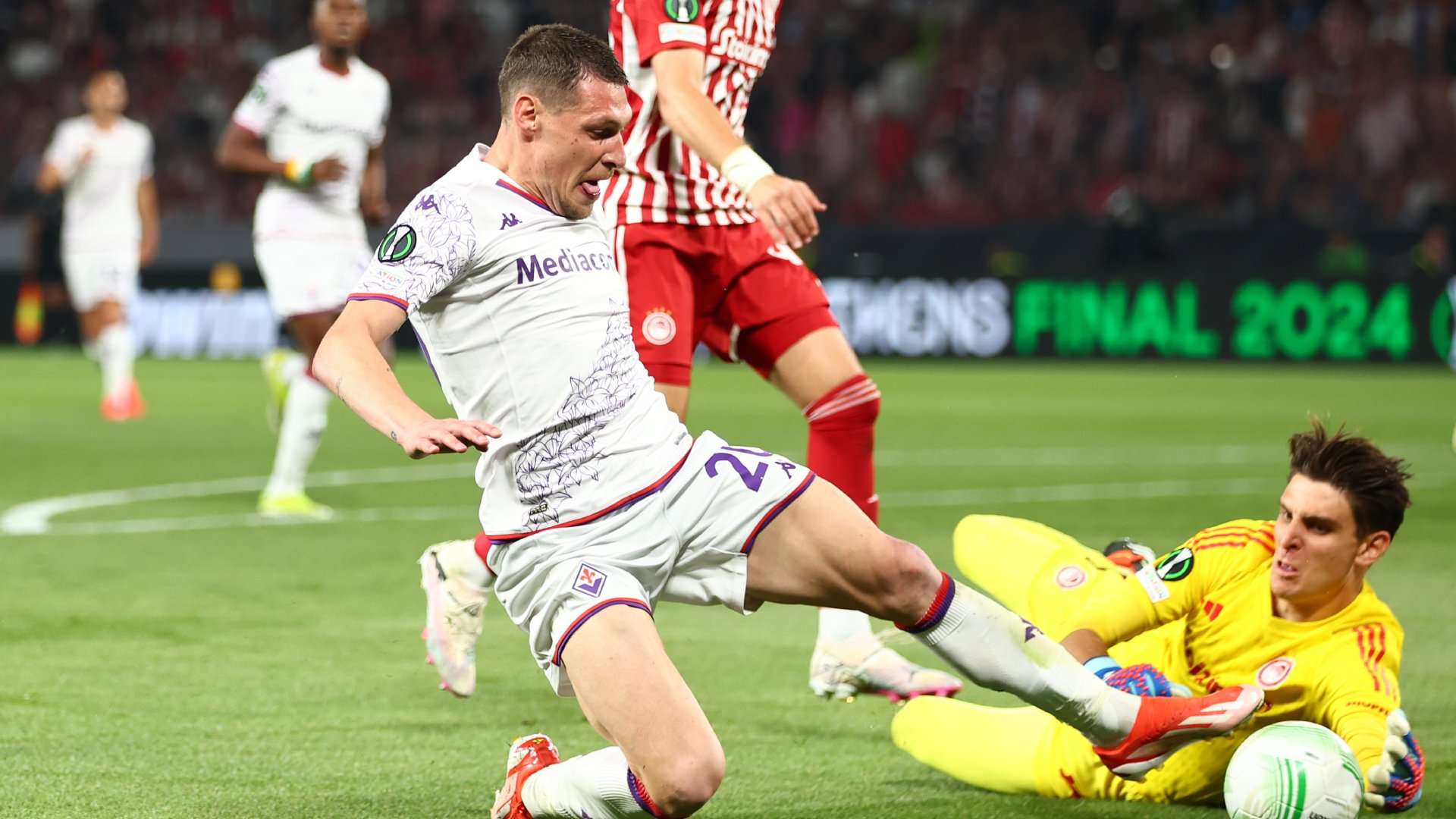 1920x1080 Ayoub El Kaabi comes up clutch again! Olympiacos star's dramatic late winner seals Europa Conference League glory at Fiorentina's expense. Goal.com Canada