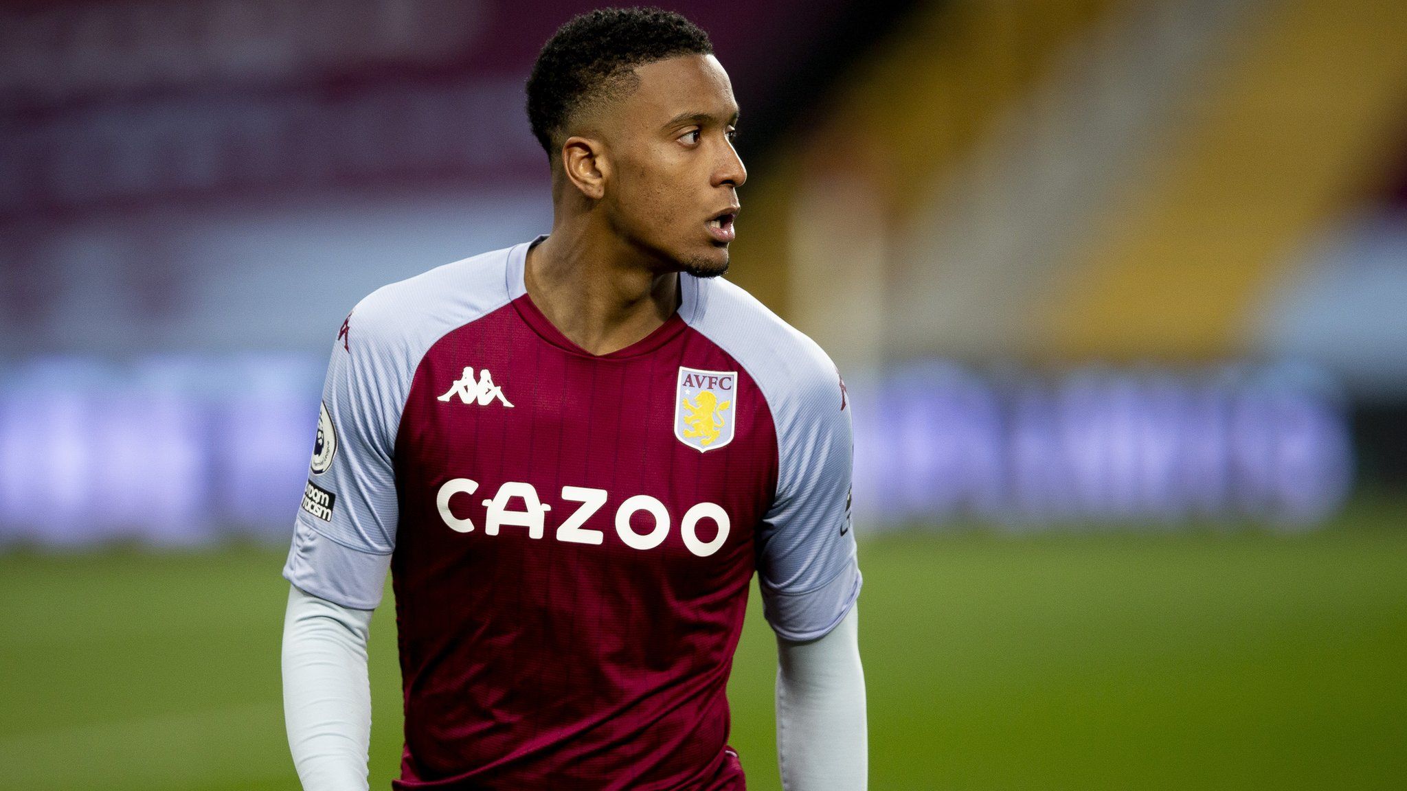 2048x1152 Ezri Konsa: Aston Villa defender signs new deal until 2026
