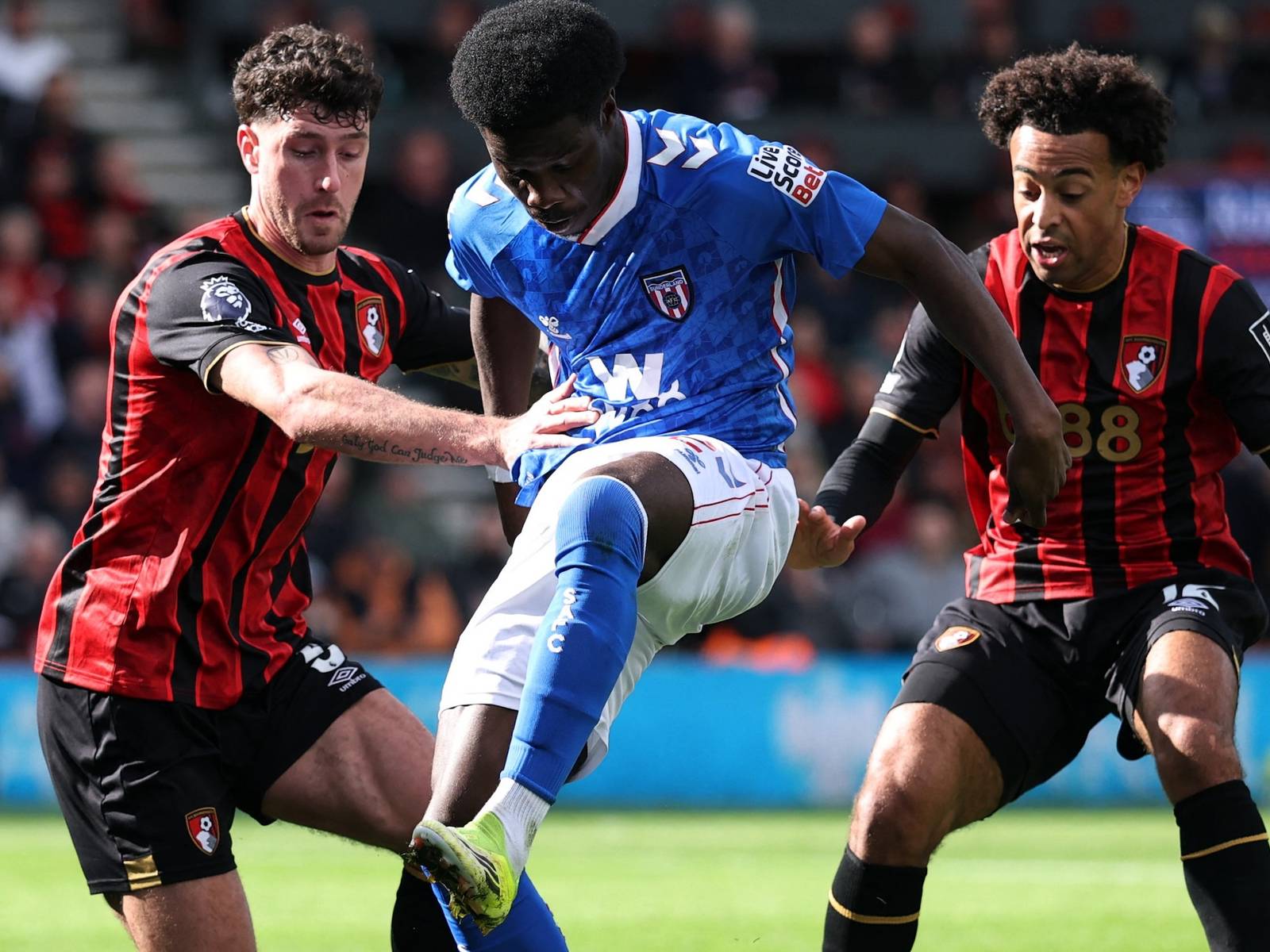 1600x1200 Newcastle leading race for Marco Senesi but Aston Villa could pose problem