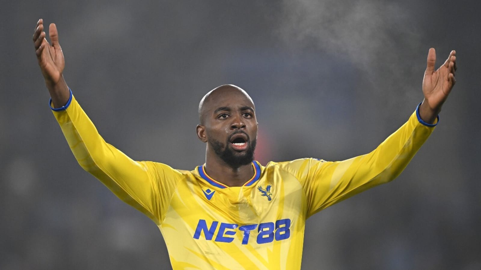 1600x900 Barcelona Considering Transfer Swoop For 27 Year Old Crystal Palace Star
