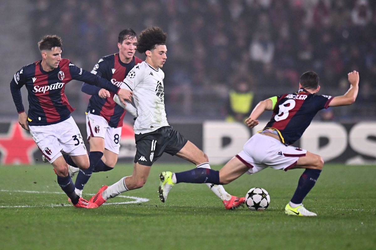 1200x800 Exclusive: Man United still hesitant about Maghnes Akliouche