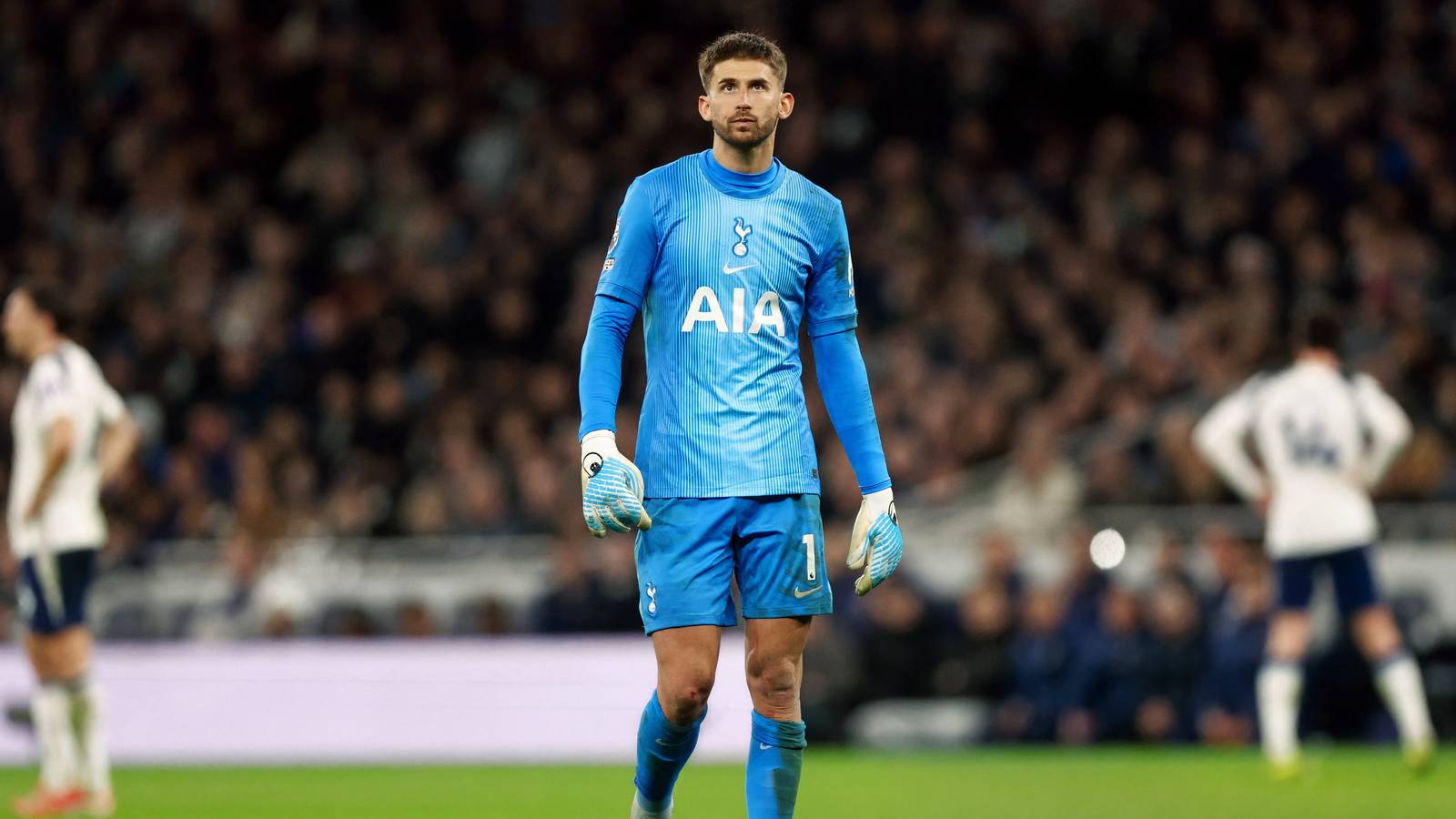 1600x900 Tottenham now ready to launch concrete approach to sign Robin Risser