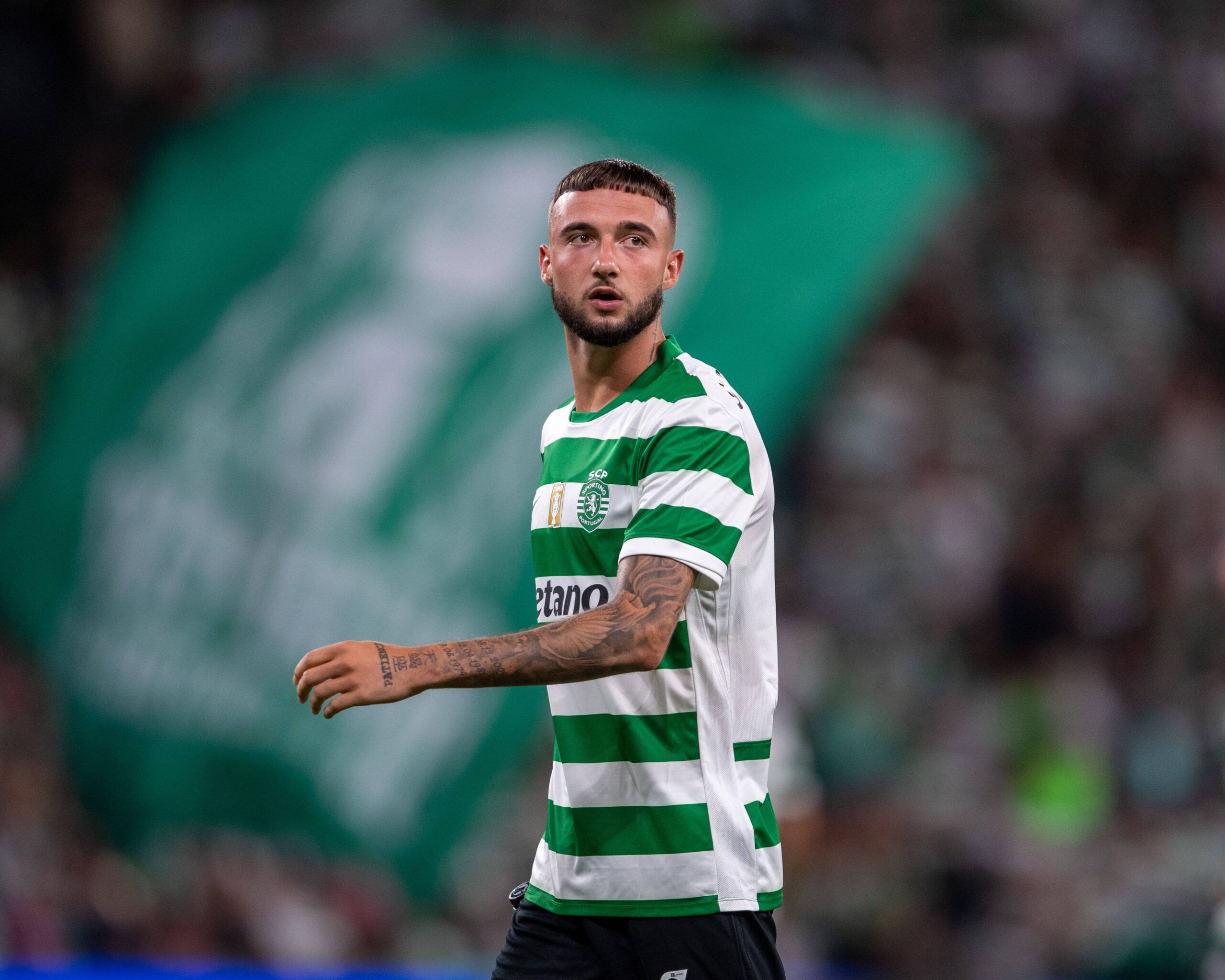 2560x2048 Man United Have 'set Their Sights' On Move For 21 Year Old Star In January