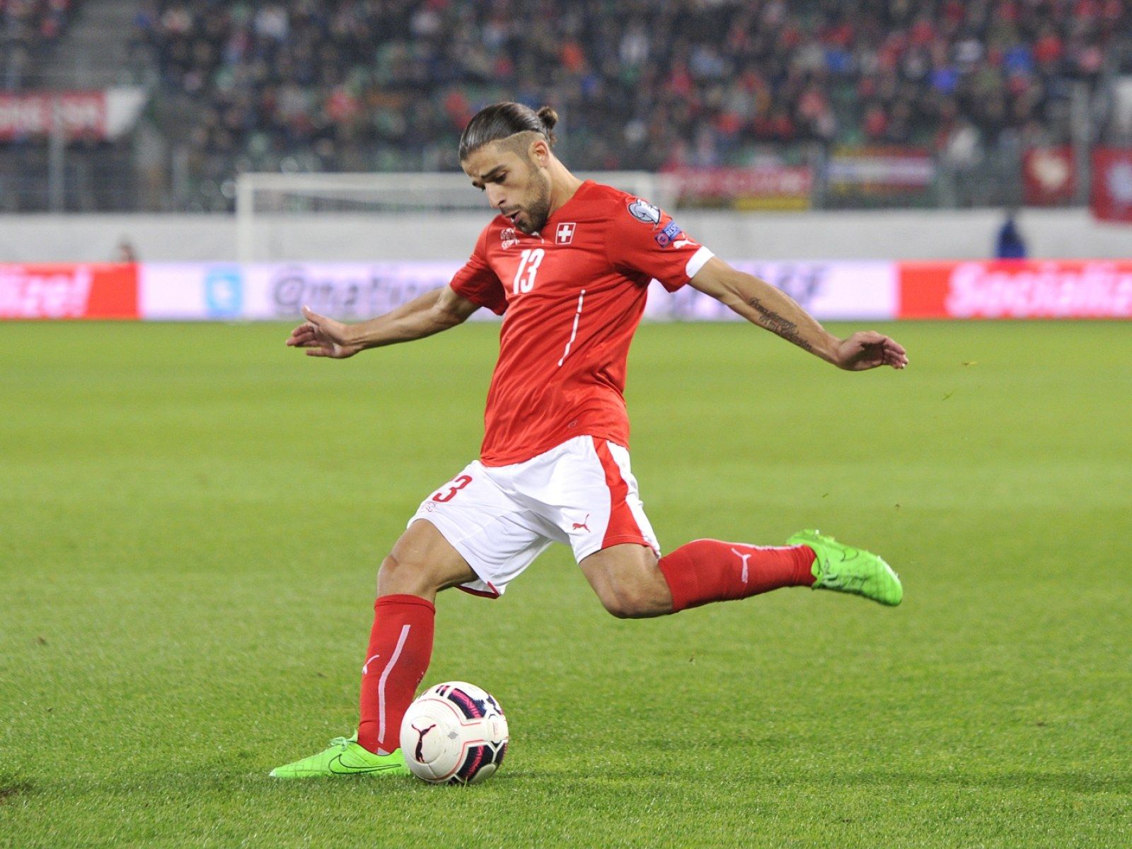 1600x1200 Arsenal transfer news: Ricardo Rodriguez will listen to offers from Italy, claims agent