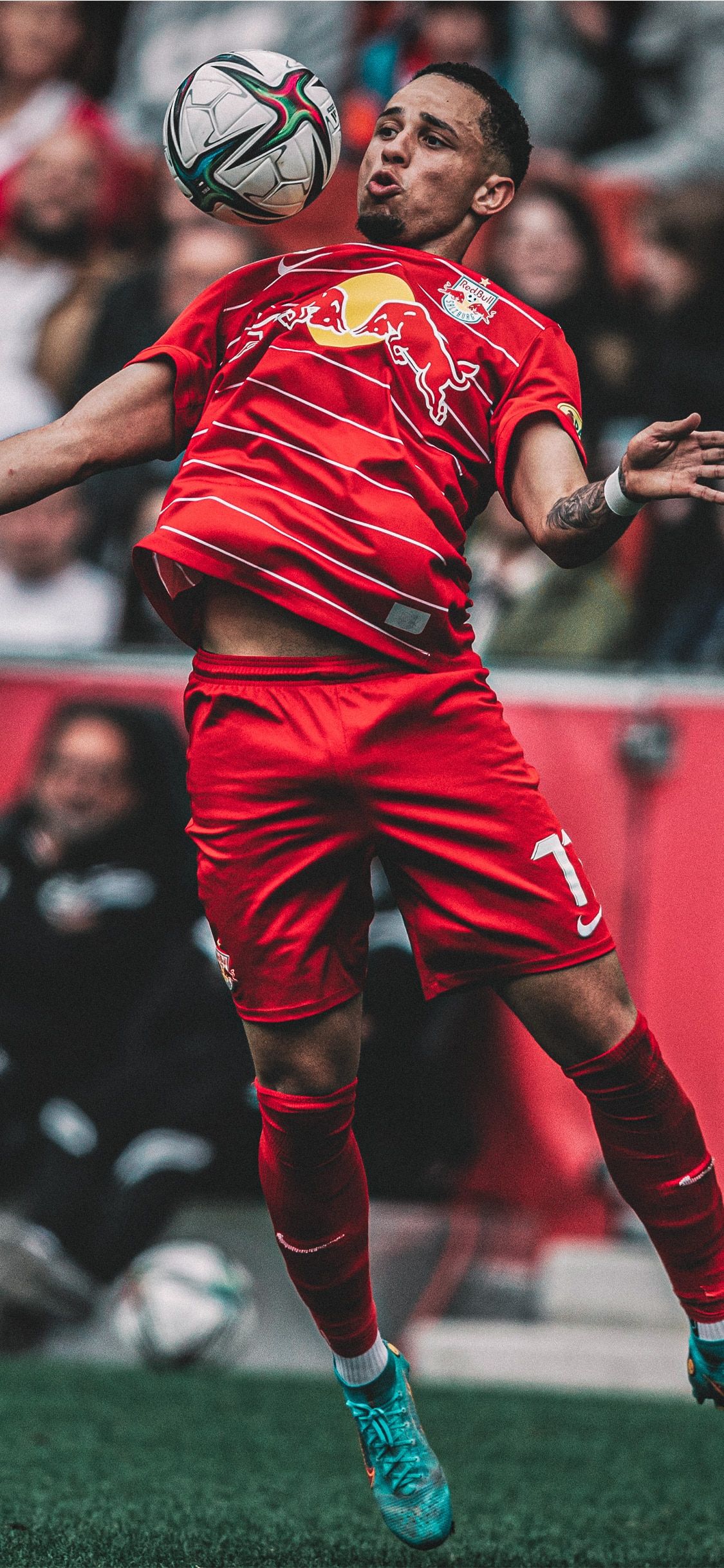 1125x2436 Get a piece of the Red Bulls on your screen Red Bull Salzburg