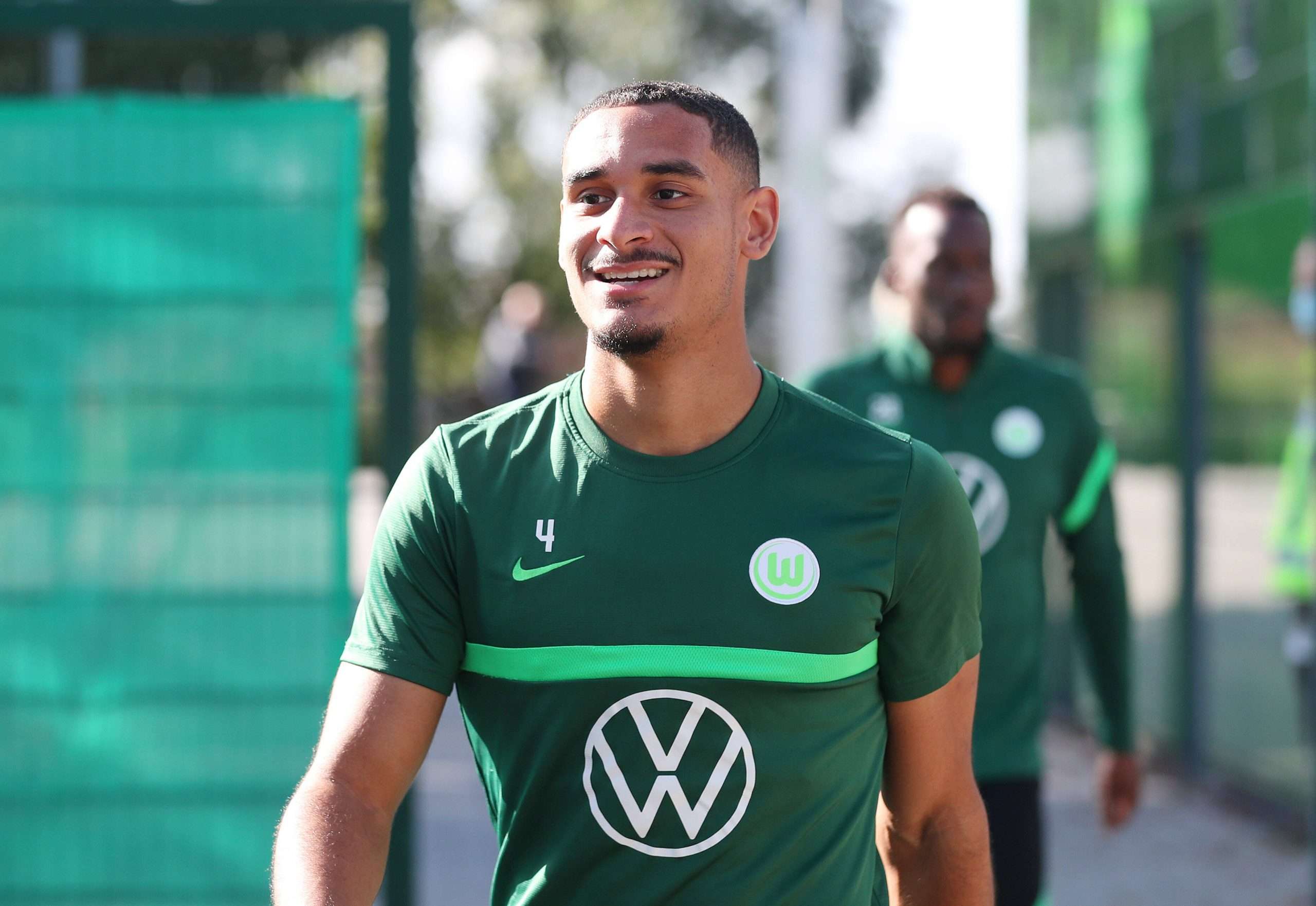 2560x1762 Official. Maxence Lacroix extends Wolfsburg deal until 2025 German Football News