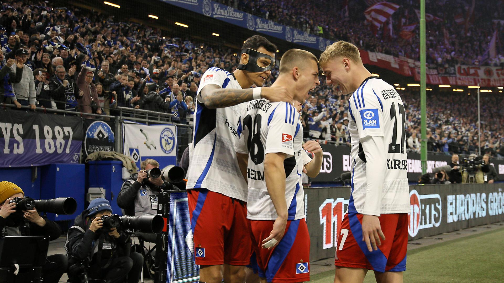 1920x1080 HSV spielt gegen Düsseldorf groß auf