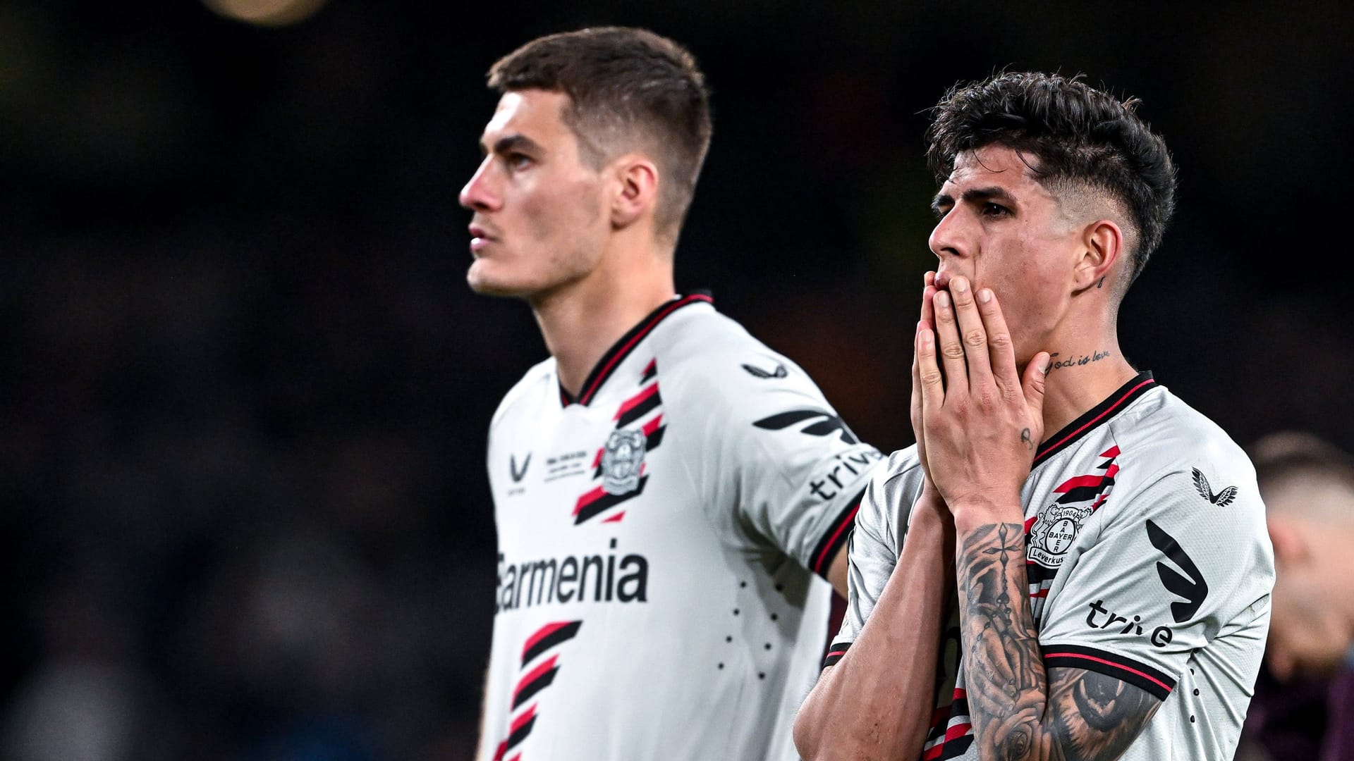 1920x1080 Bayer Leverkusen: Exequiel Palacios nach Knieverletzung operiert